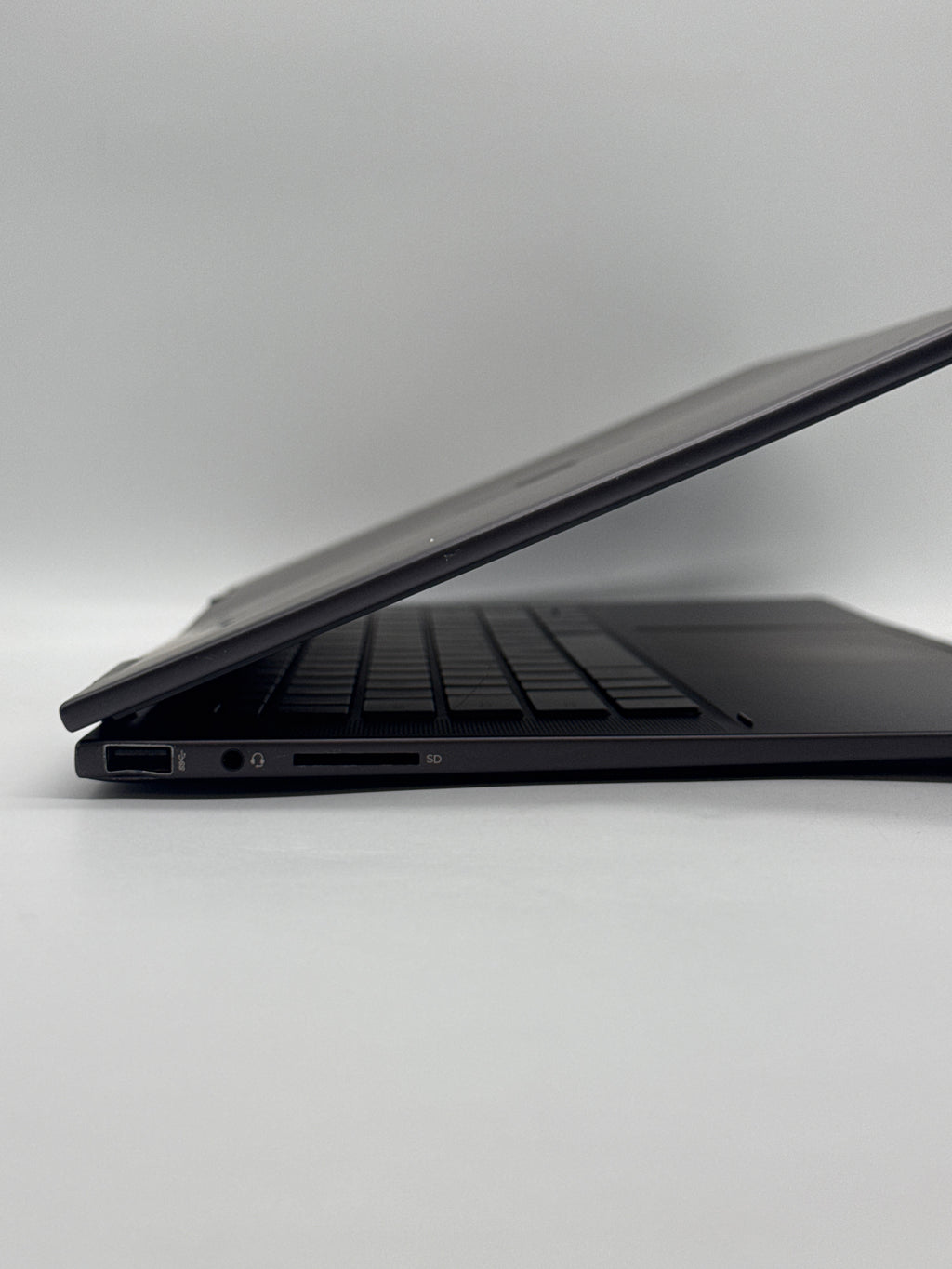 HP Envy x360 15-fh0023dx Ryzen 7 7730U 16GB RAM 512GB SSD - For Parts (No Power)
