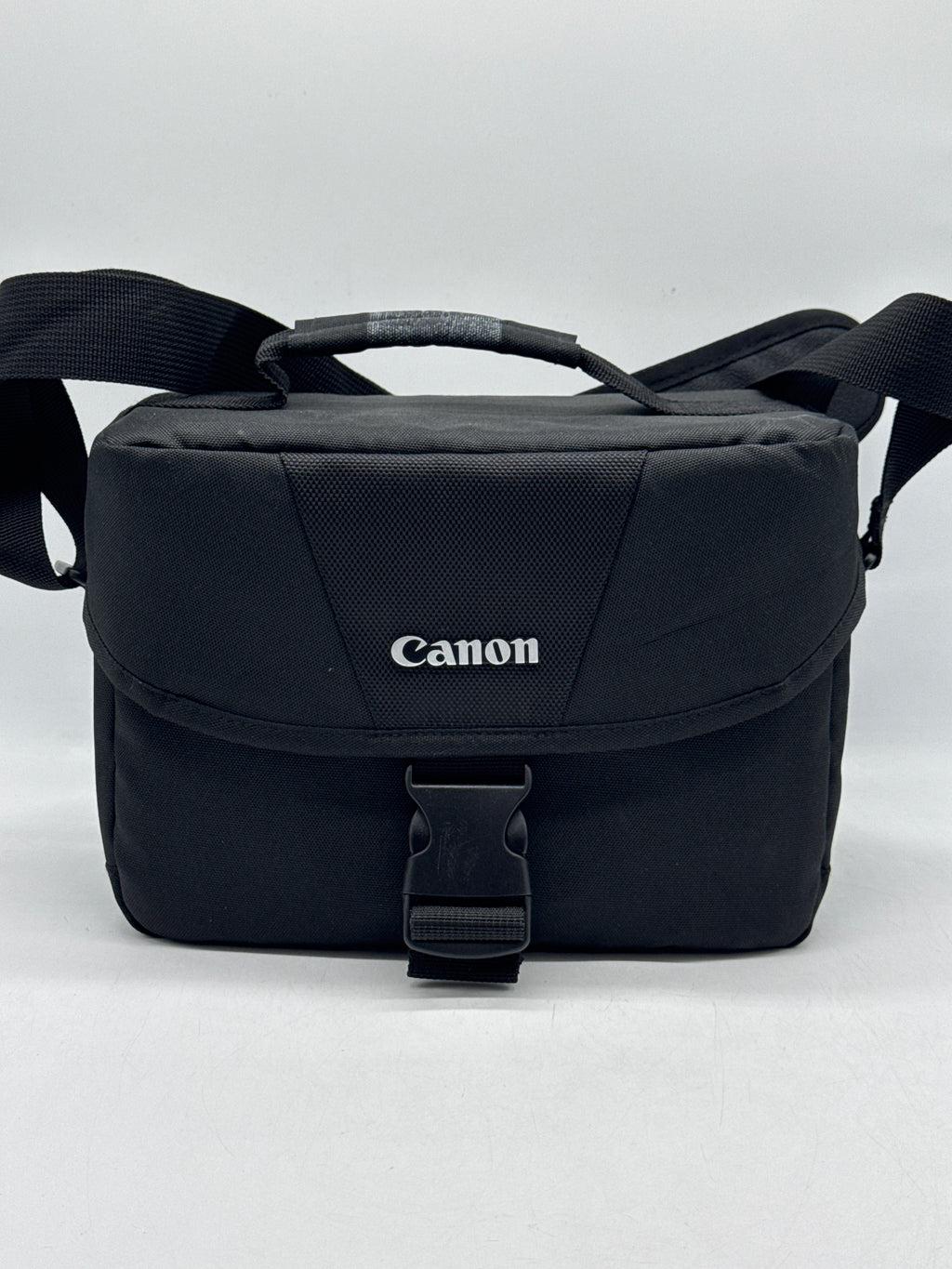 Canon EOS R10 Mirrorless Camera w/ RF-S 18-45mm Lens Black - Used
