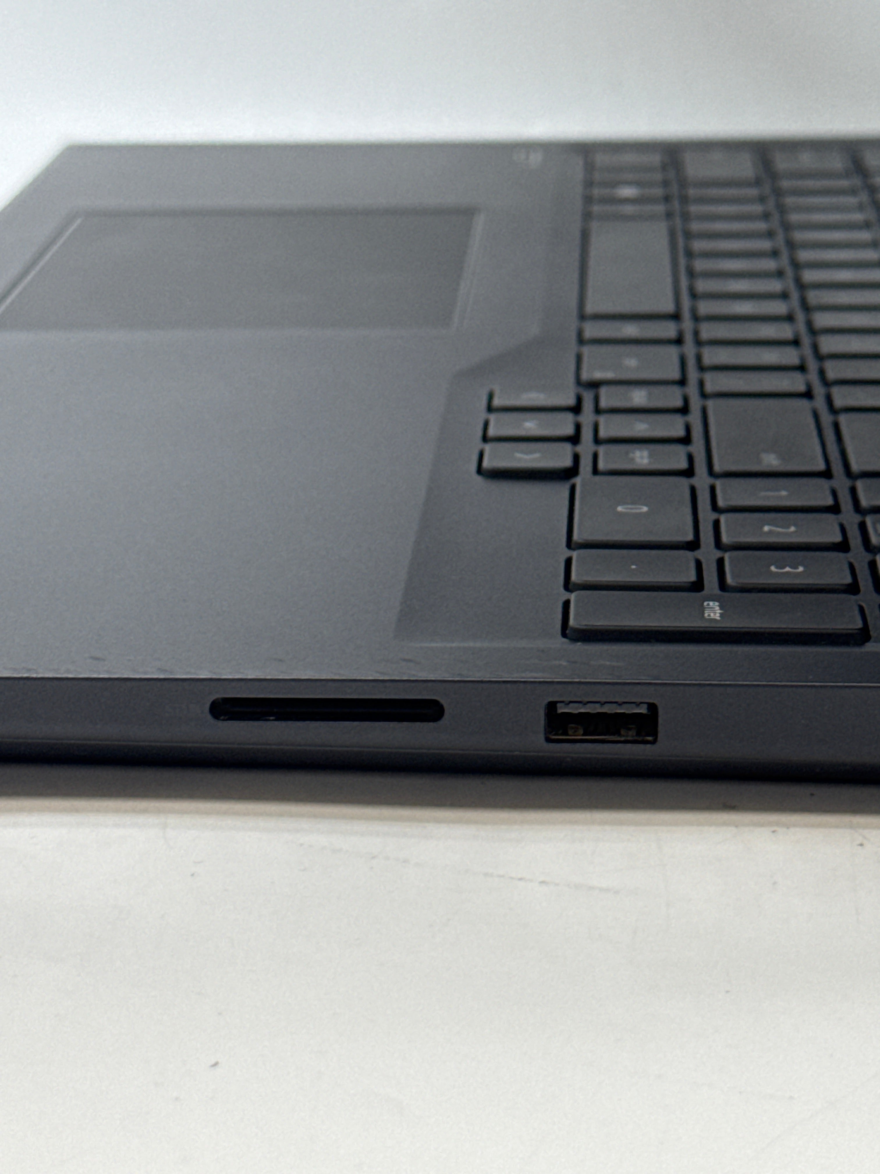 Dell G7 7700 i7-10750H 16GB RAM 512GB SSD GTX 1660 Ti - Bad Battery