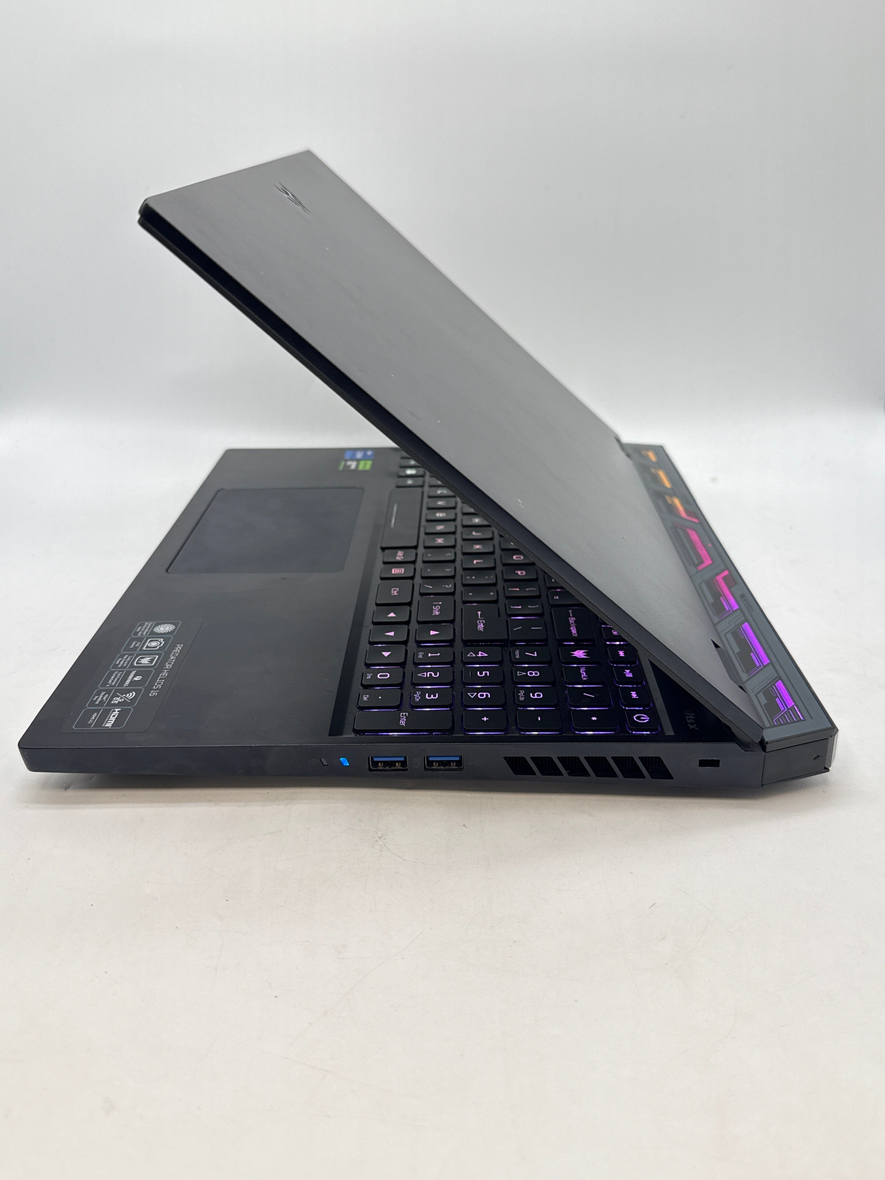 Acer Predator Helios 16 PH16-71 16" i7-13700HX 16GB RAM 1TB SSD GeForce RTX 4060 - Used