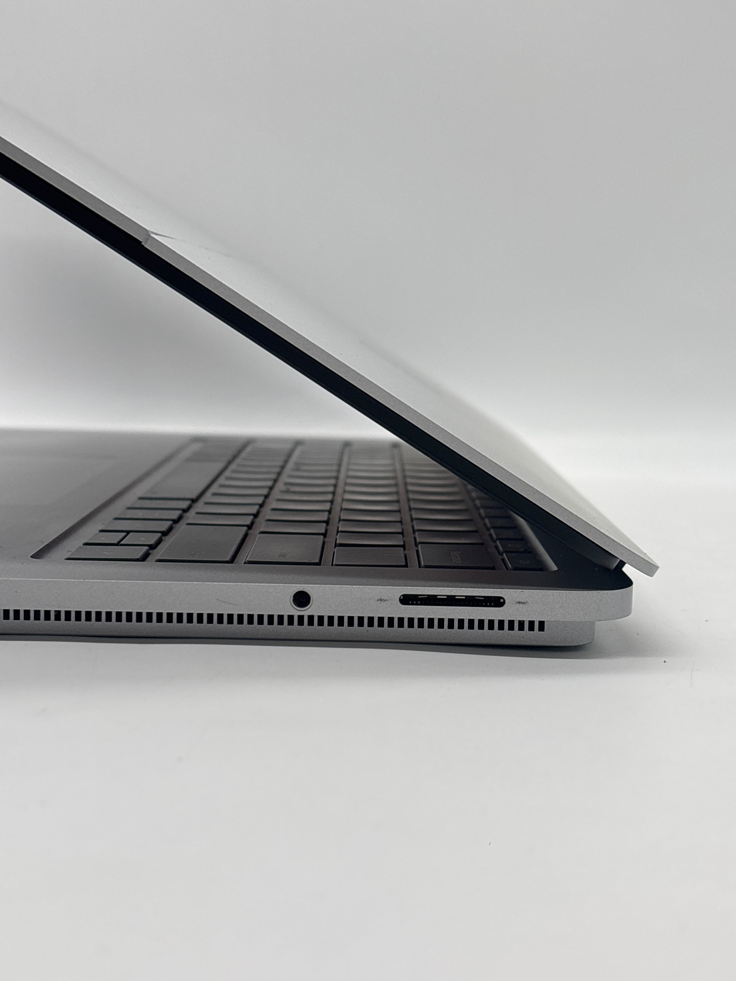 Microsoft Surface Laptop Studio 1964 i7-11370H 32GB RAM 1TB SSD