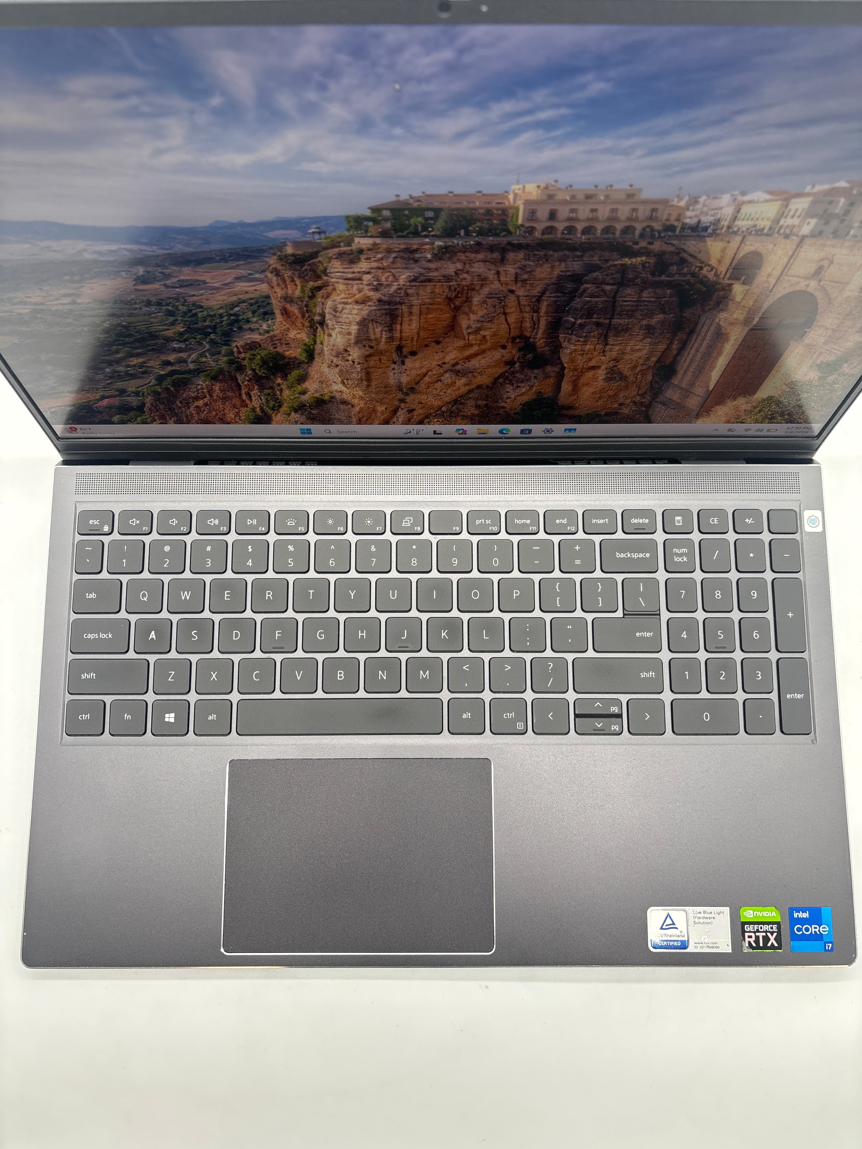 Dell Vostro 15 7510 i7-11800H 16GB RAM 512GB SSD RTX 3050 - For Parts (Low Battery)