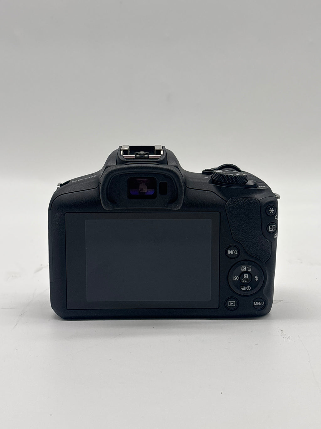Canon EOS R100 Mirrorless Digital Camera 24.1MP with RF-S 18-45mm Lens - Used