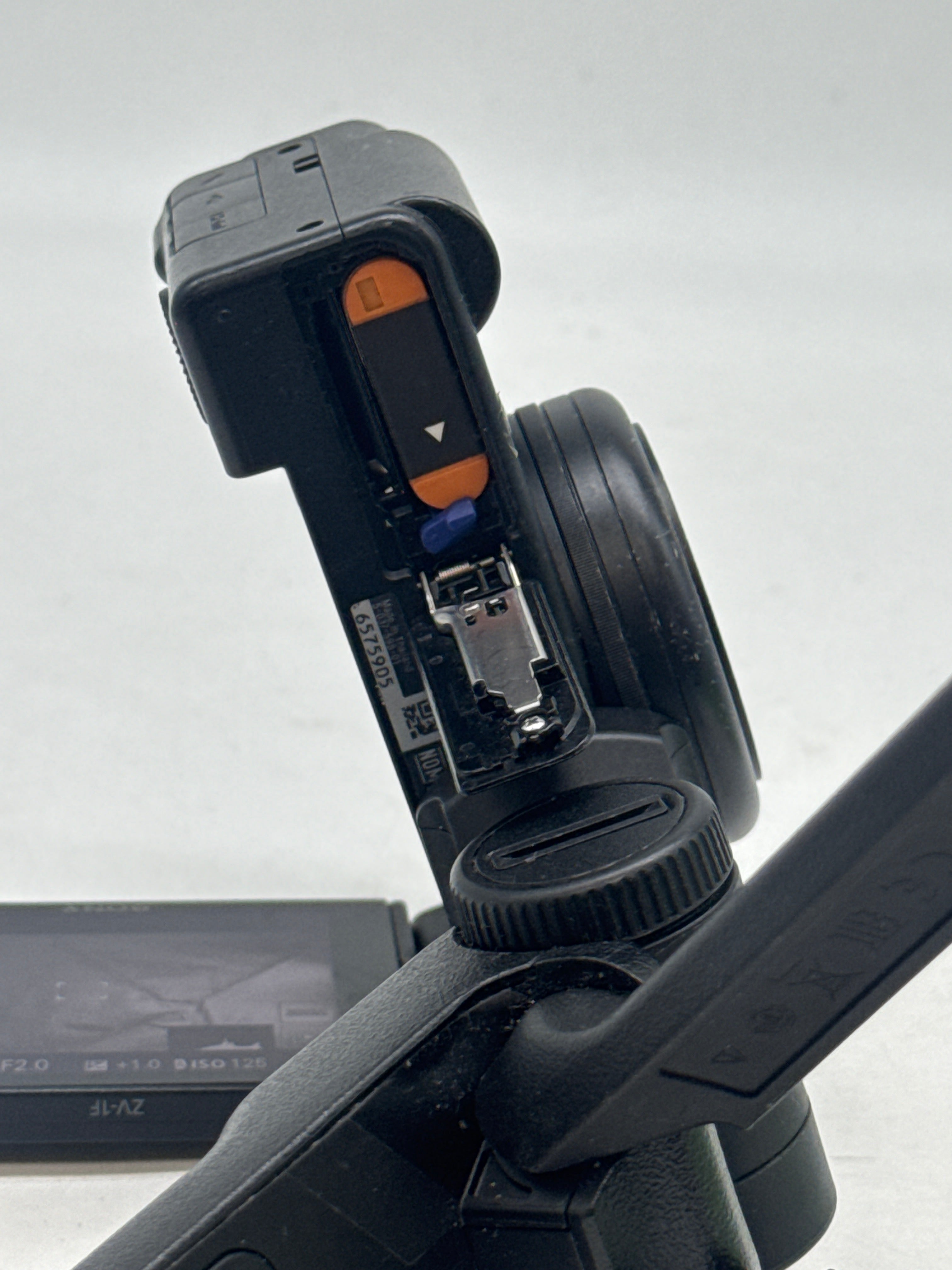 Sony ZV-1F 20.1MP 4K Camera Black W/GP-VPT2BT Tripod