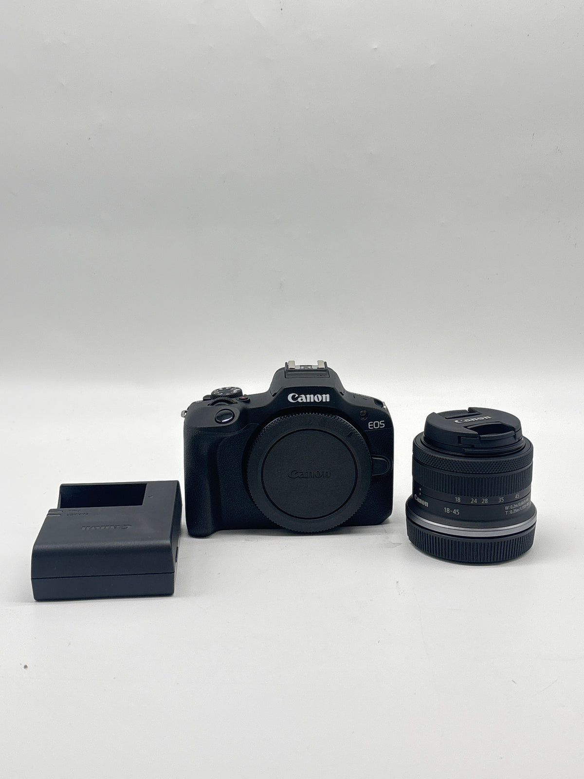 Canon EOS R100 Mirrorless Digital Camera 24.1MP with RF-S 18-45mm Lens - Used