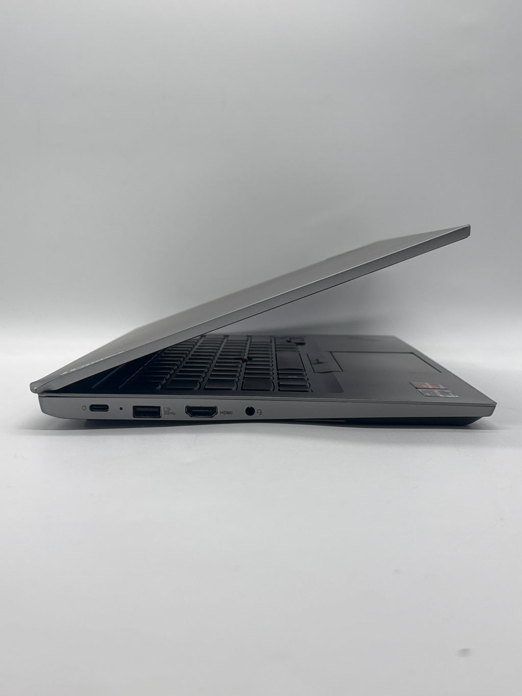 Lenovo E14 Gen 4 Ryzen 5 5625U 16GB RAM 512GB SSD - For Parts (Read DESC)