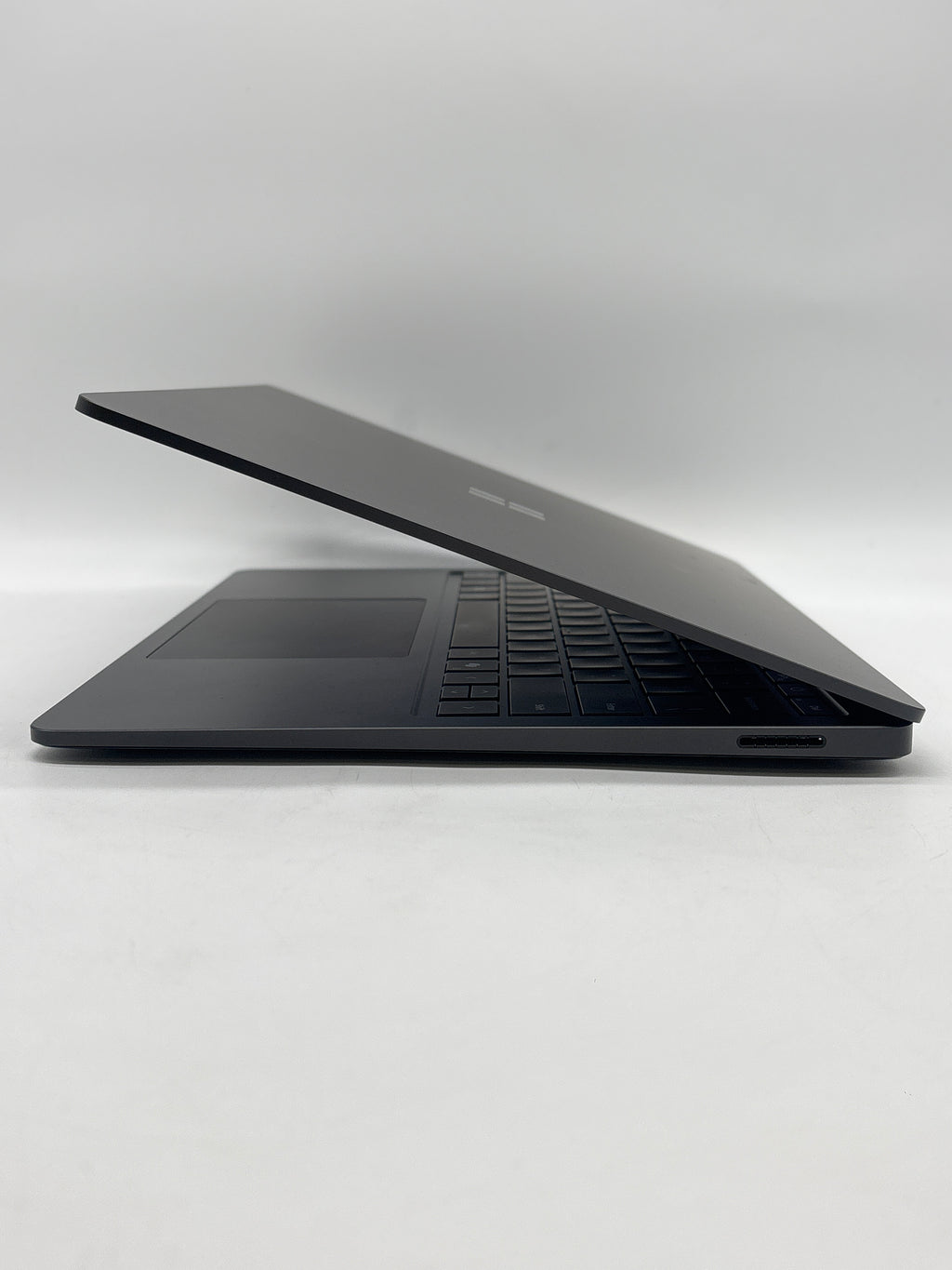 Microsoft Surface Laptop 7 Ultra 7 266V 16GB RAM 256GB SSD