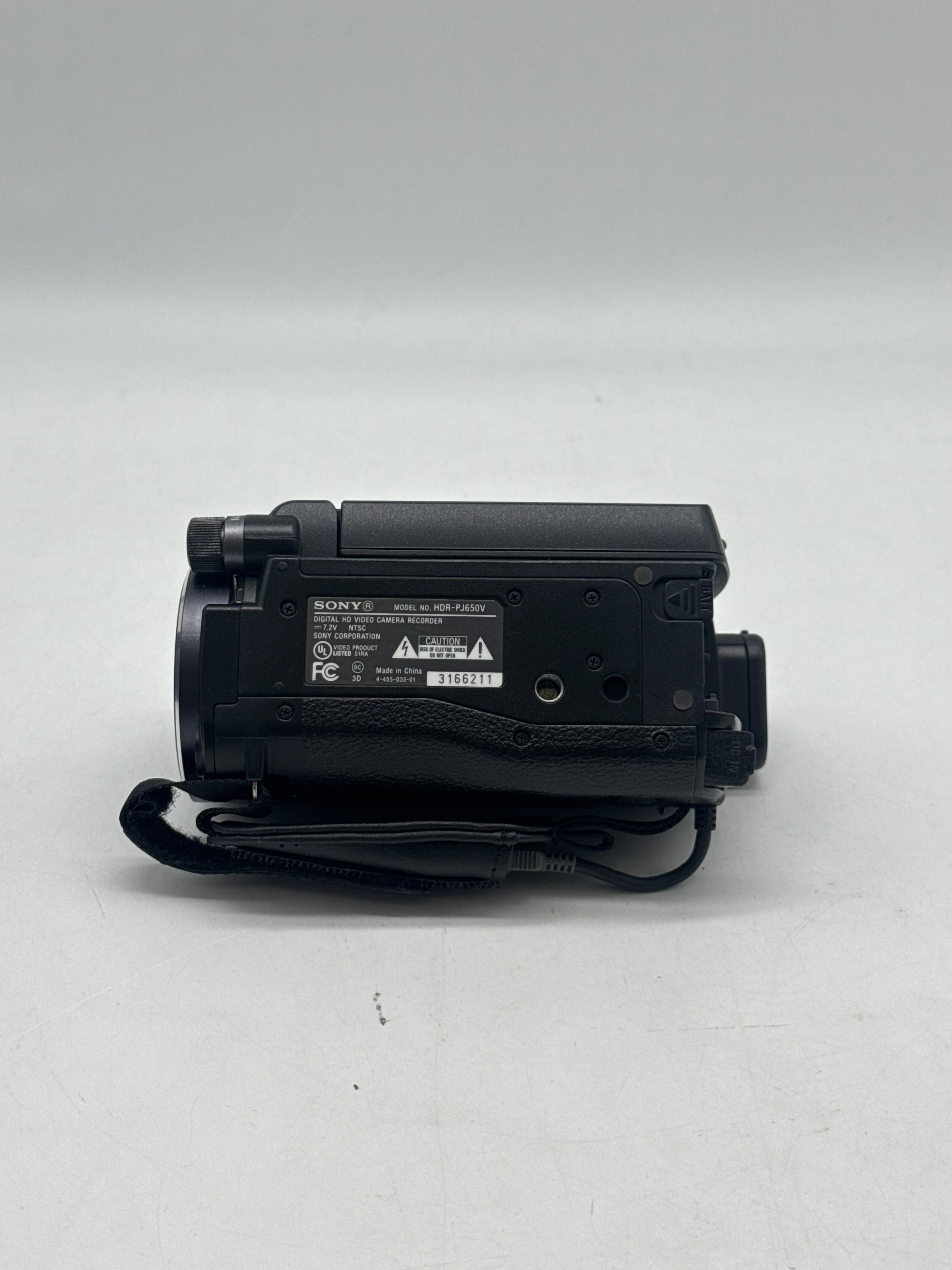 Sony HDR-PJ650V Full HD Camcorder 32GB Wi-Fi GPS Projector W/Cables