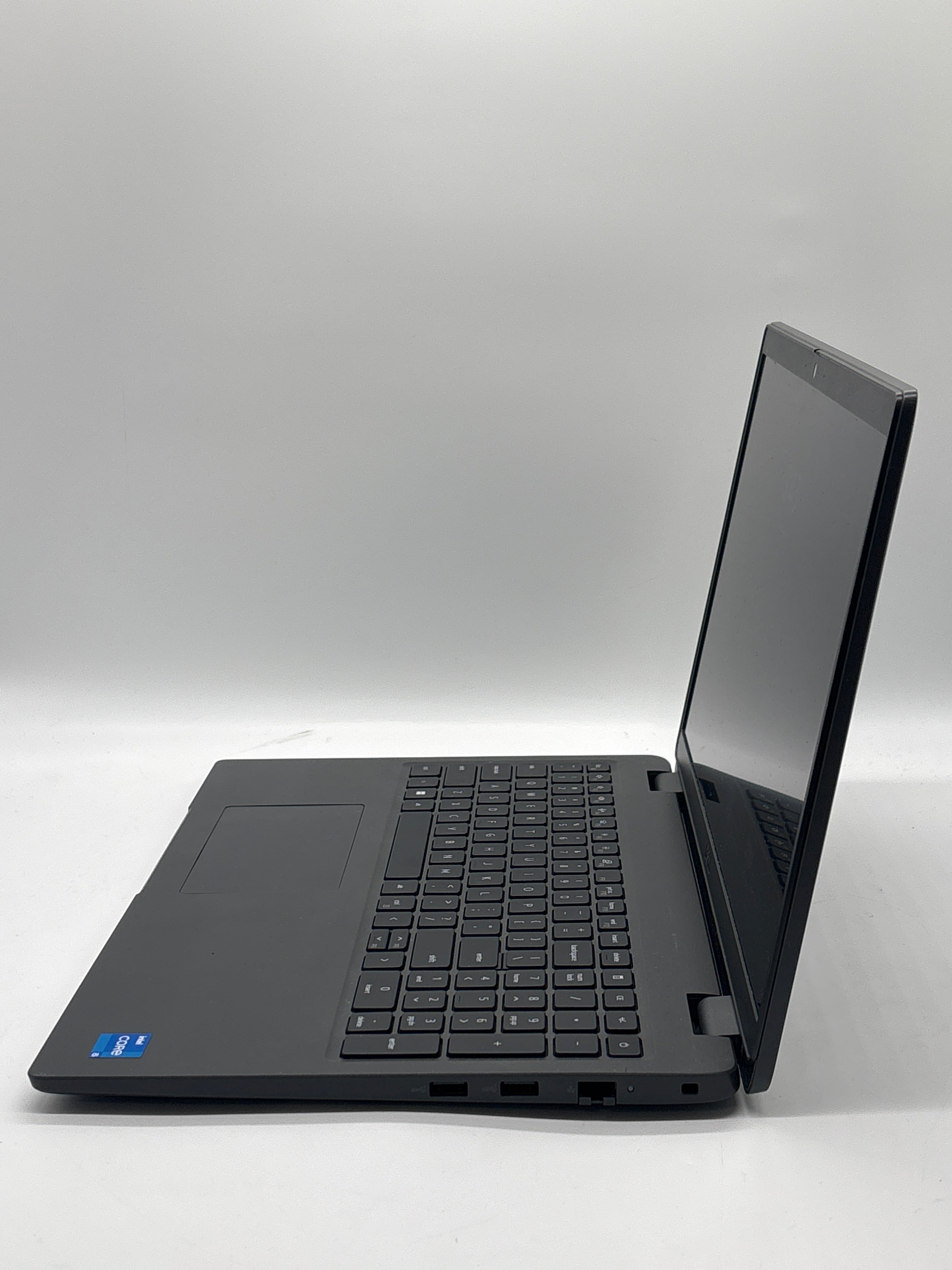 Dell Latitude 3540 i5-1335U 16GB RAM 512GB SSD Black