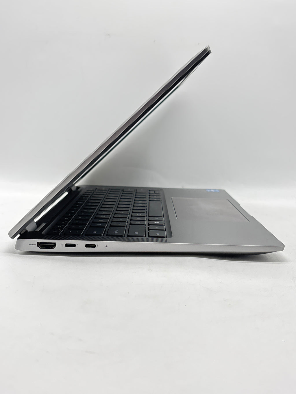Dell Latitude 7440 P174G i5-1340P 16GB RAM 512GB SSD - Used