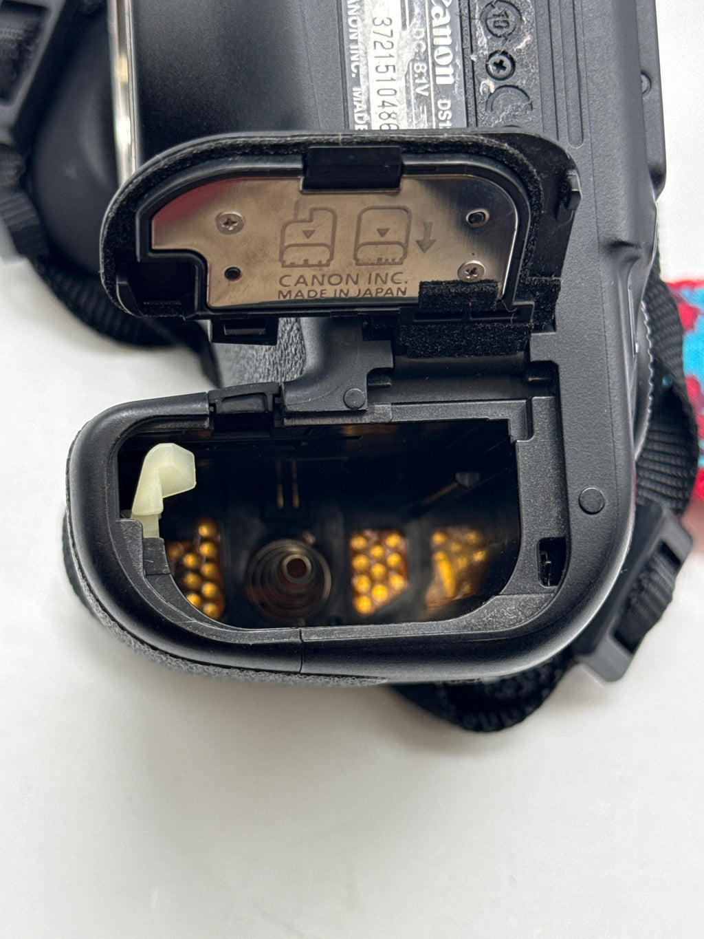 Canon EOS 60D 18.0MP Digital SLR Body and Battery - Used