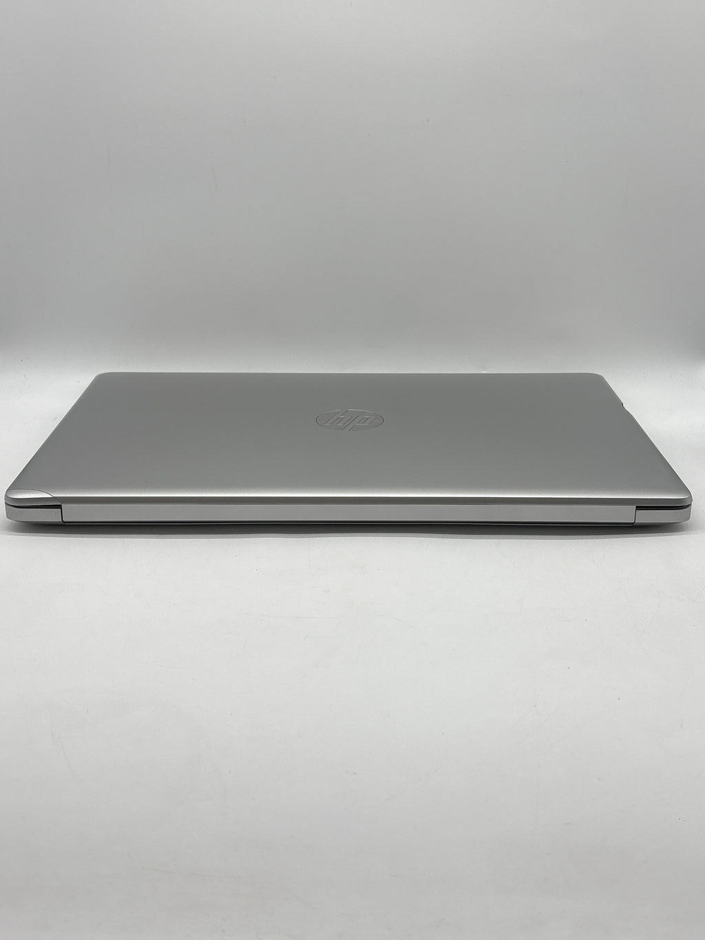 HP 17-by433dx i5-1135G7 8GB RAM 256GB SSD - For Parts (Read DESC)