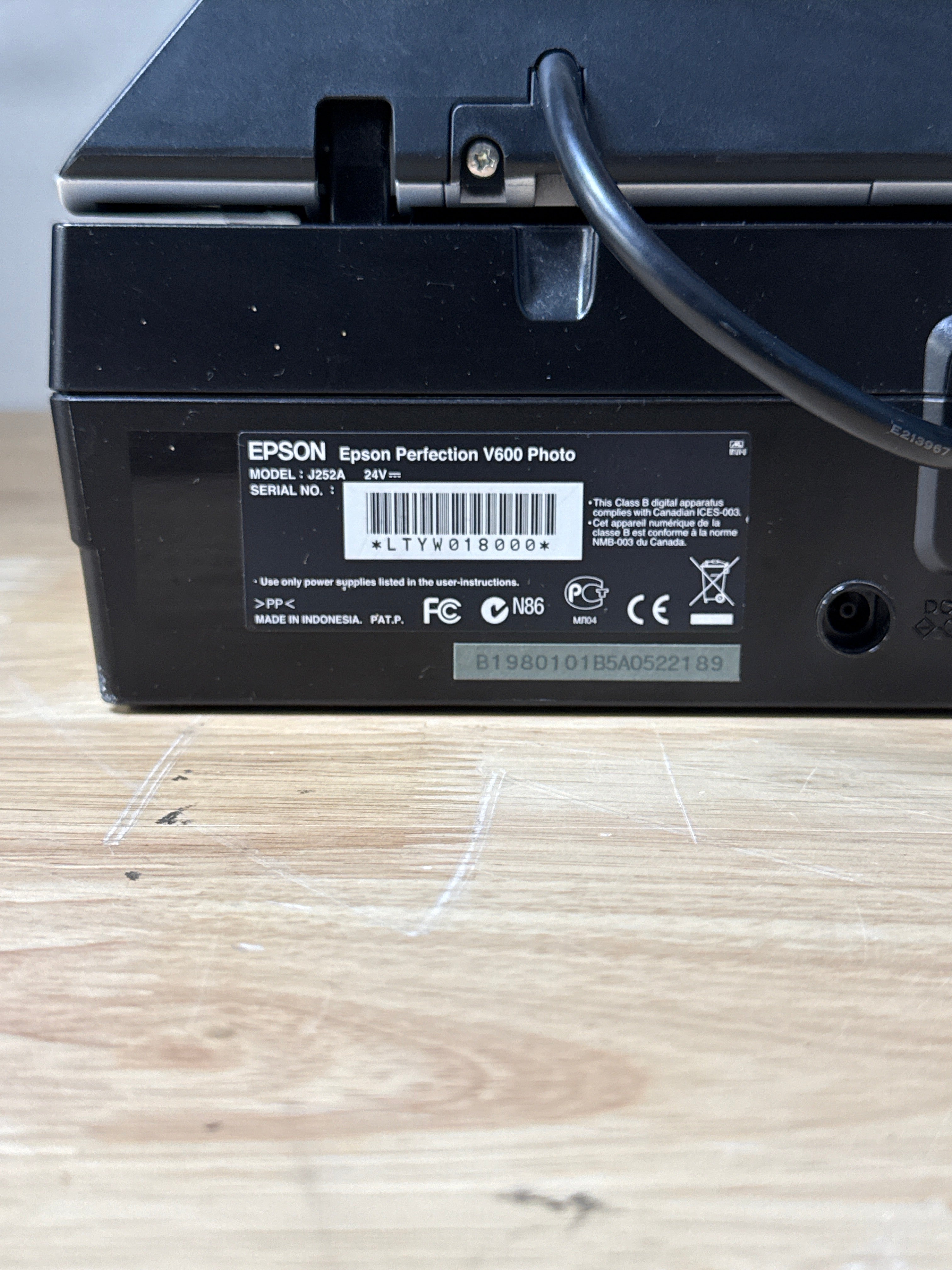 Epson V600 Photo Document Scanner - Used