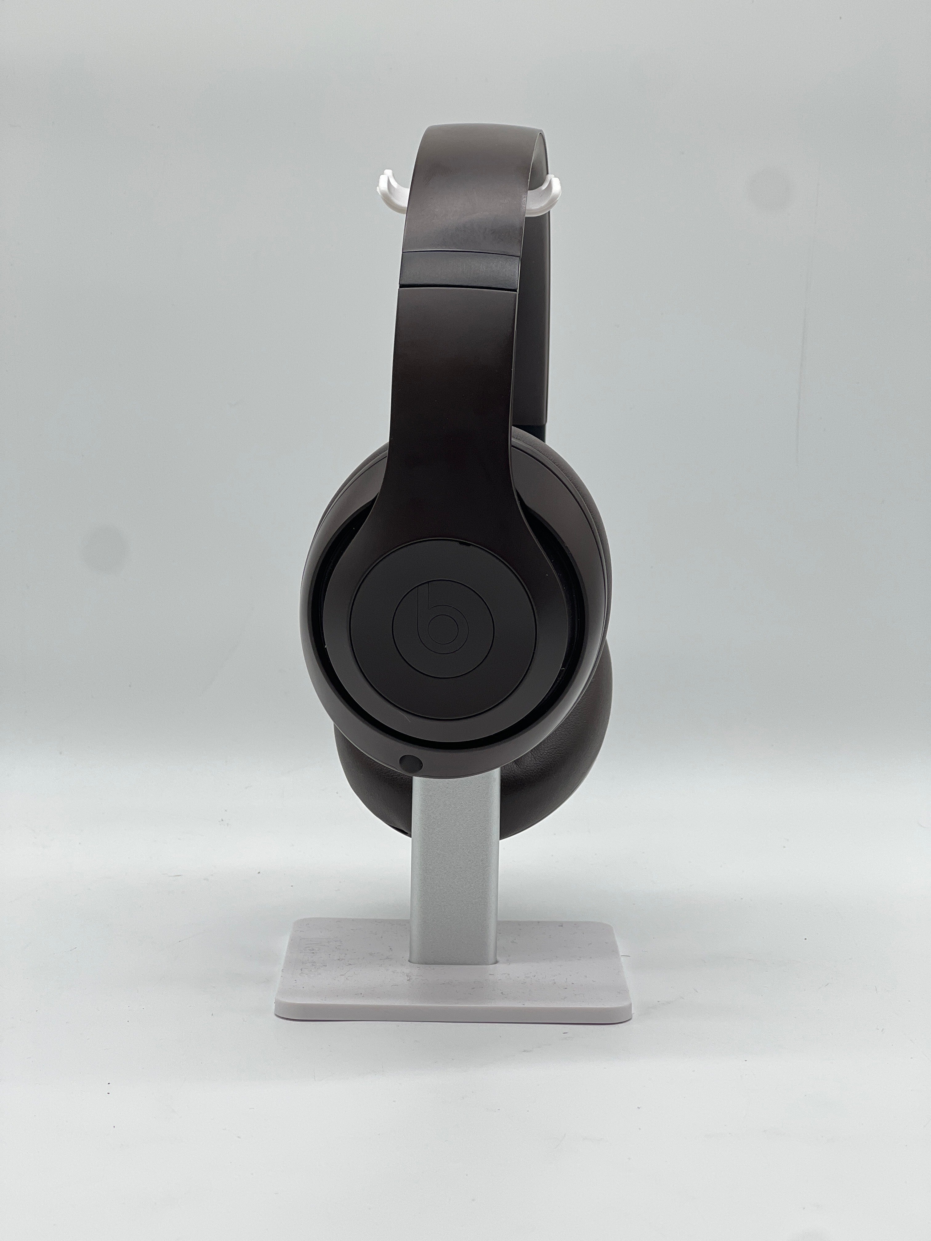 Beats Studio Pro Brown Over Ear Headphones Bluetooth Wireless Used