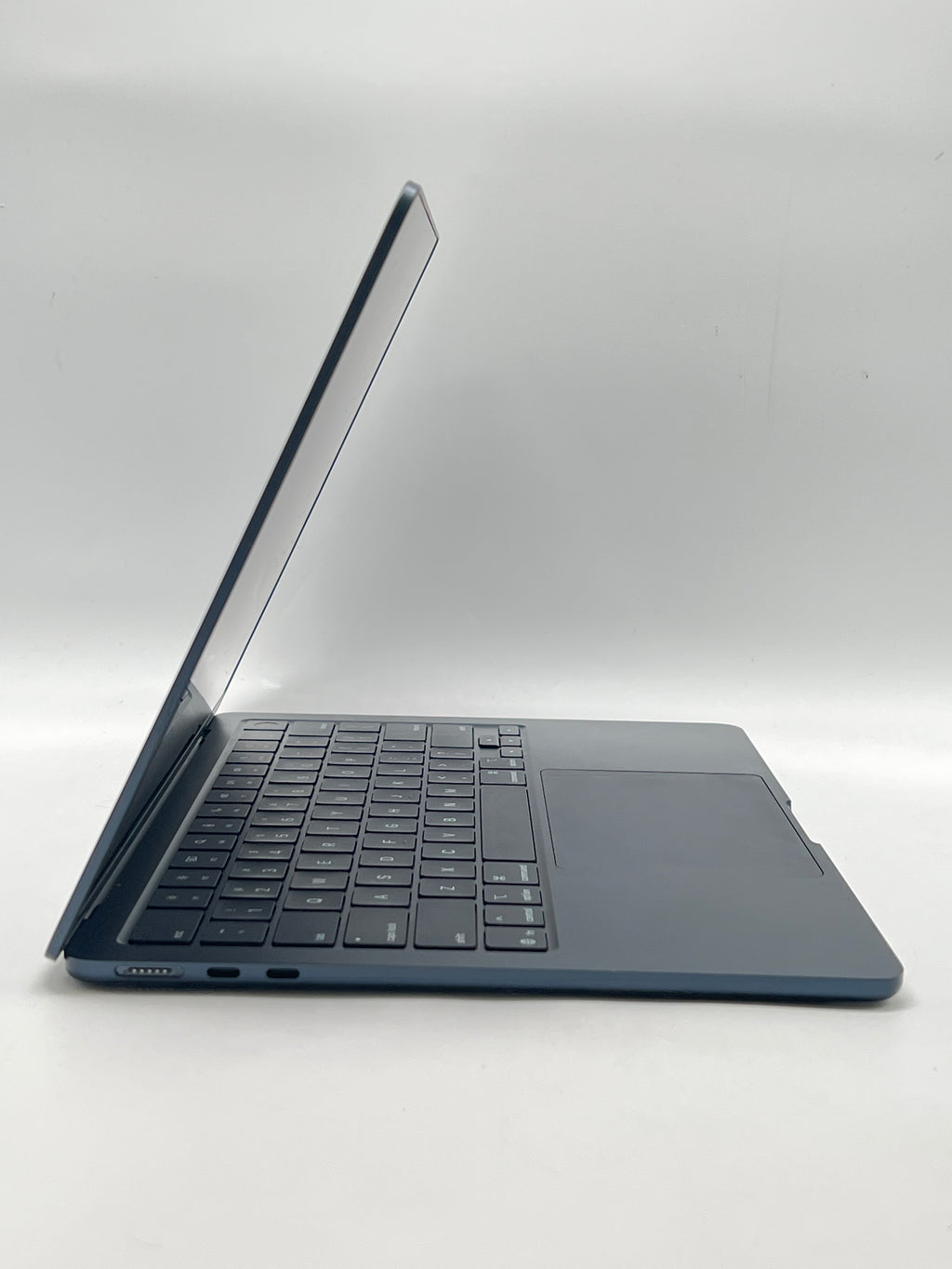 Apple MacBook Air 13" M4 A3240 16GB RAM 512GB SSD - Used