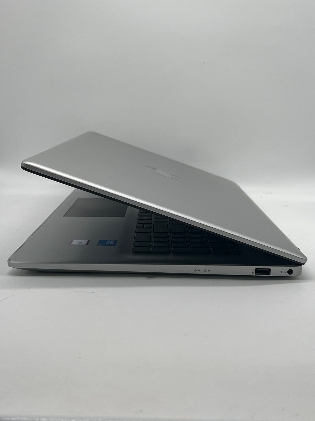 HP 17-cn4153cl 17" Core 5 120 16GB RAM 1TB SSD Touchscreen - Used