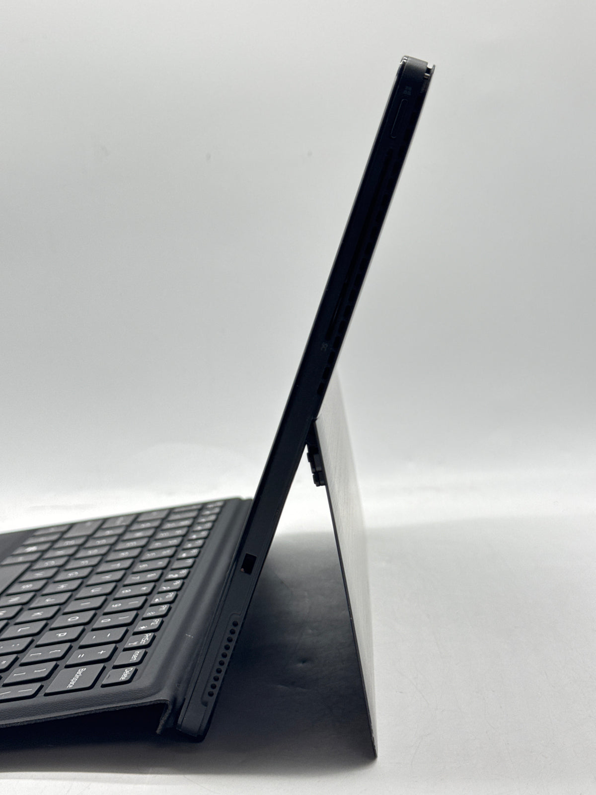 Dell Latitude 5290 2-in-1 12.3" Intel Core i7-8650U 16GB RAM 512GB SSD Black - Used