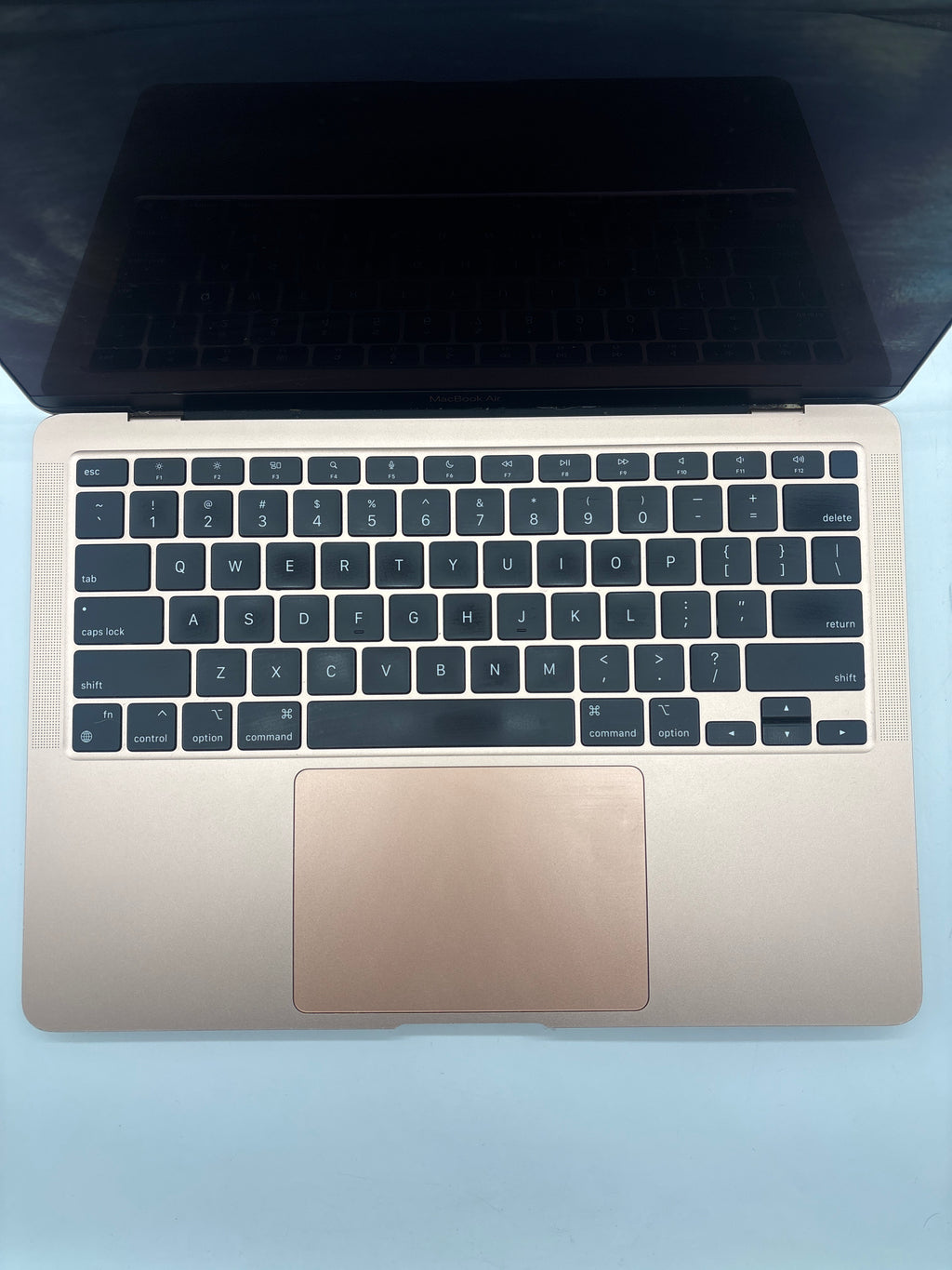 Apple MacBook Air A2337 M1 8GB RAM 256GB SSD - For Parts (Bad Keyboard/Trackpad)