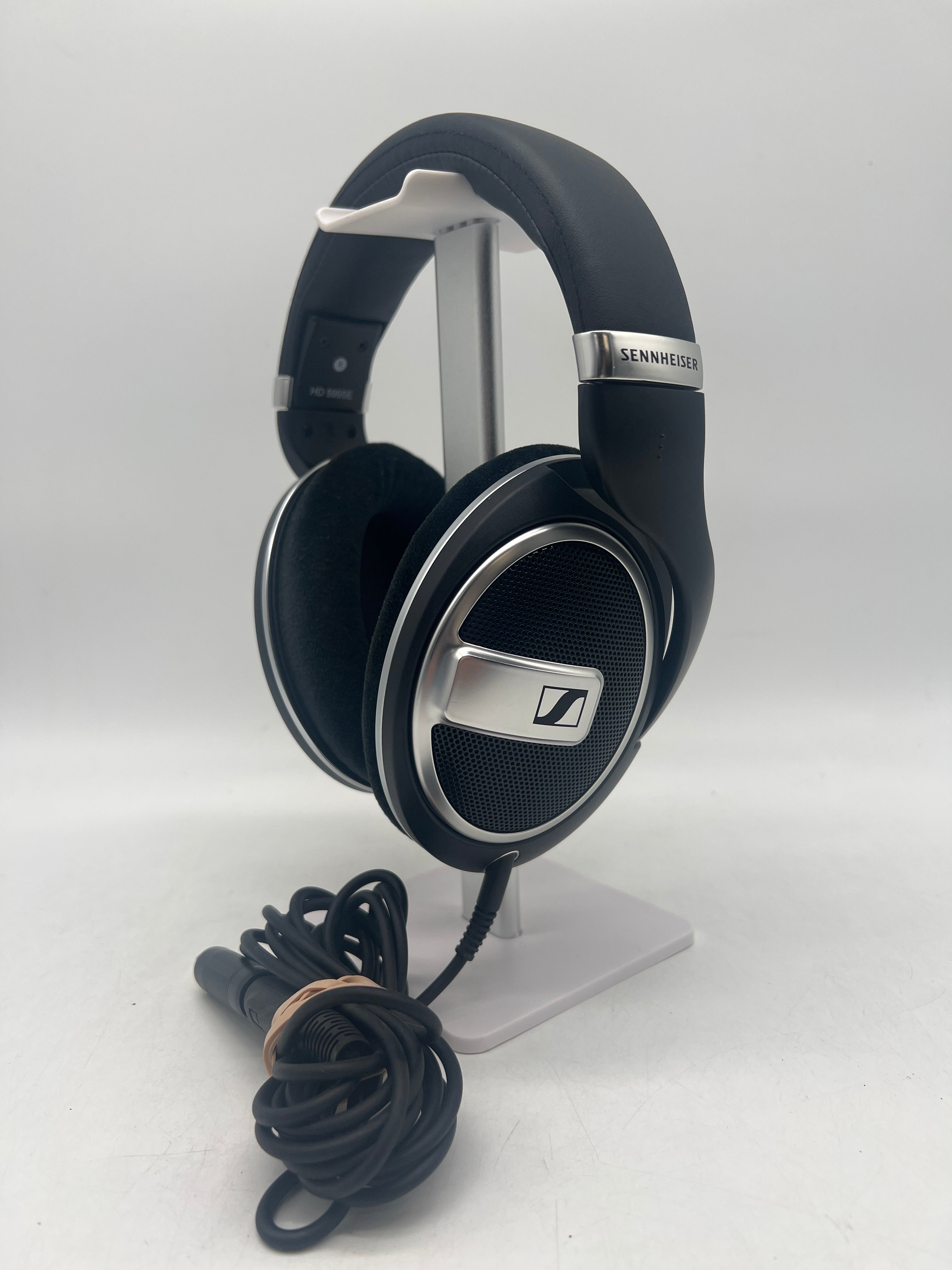 Sennheiser HD 599 SE Open Back Wired Headphones Black - Used