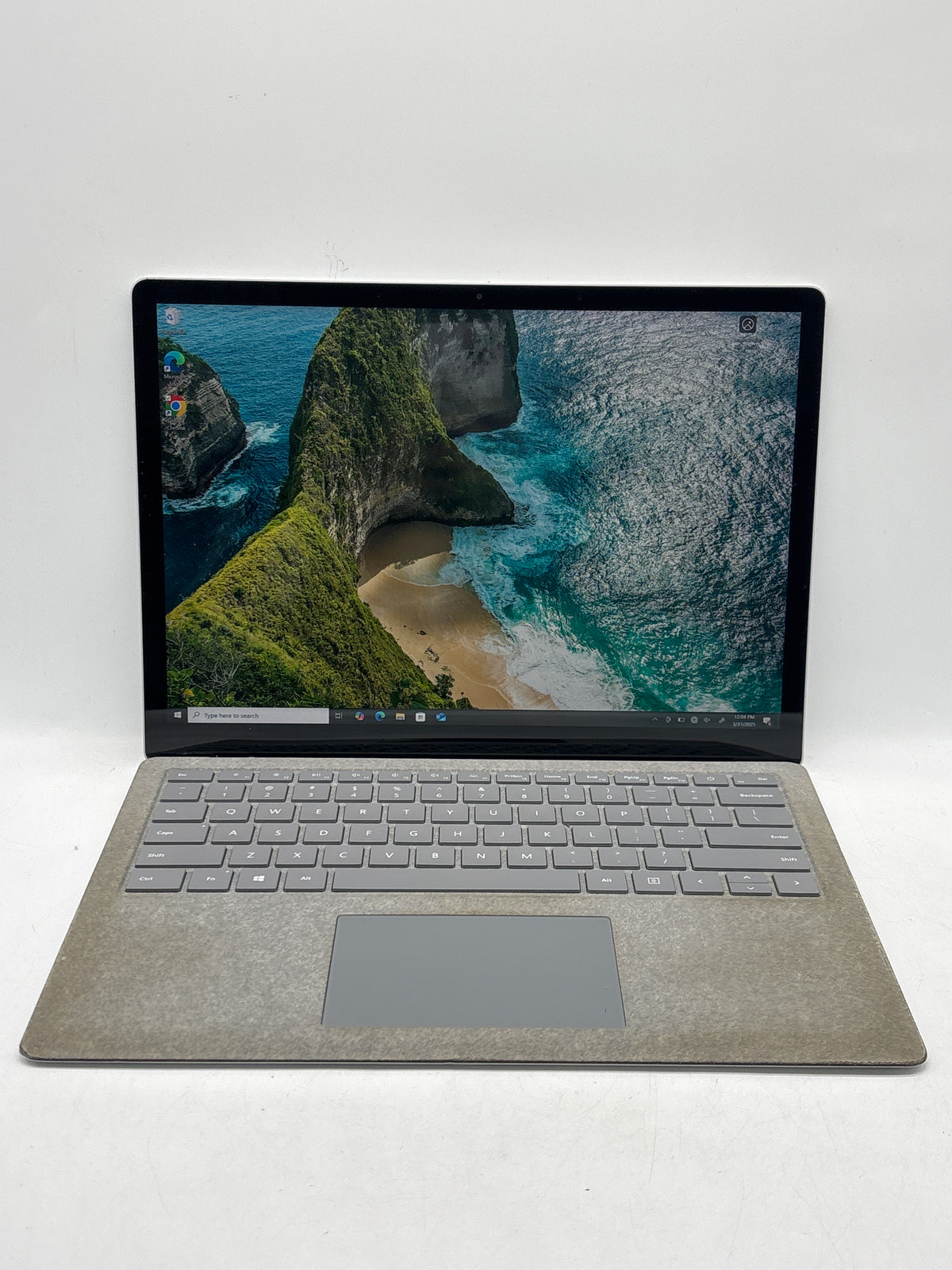 Microsoft Surface Laptop 1769 14-inch i5-7200U 4GB RAM 128GB SSD - Used