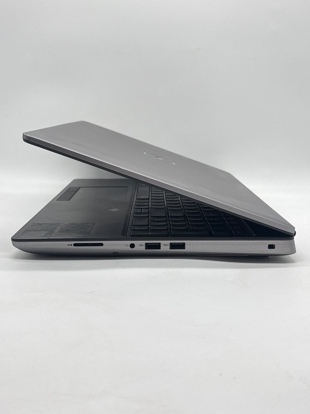 Dell Precision 7560 i7-11850H 32GB RAM 512GB SSD NVIDIA T1200 - Remotely Managed