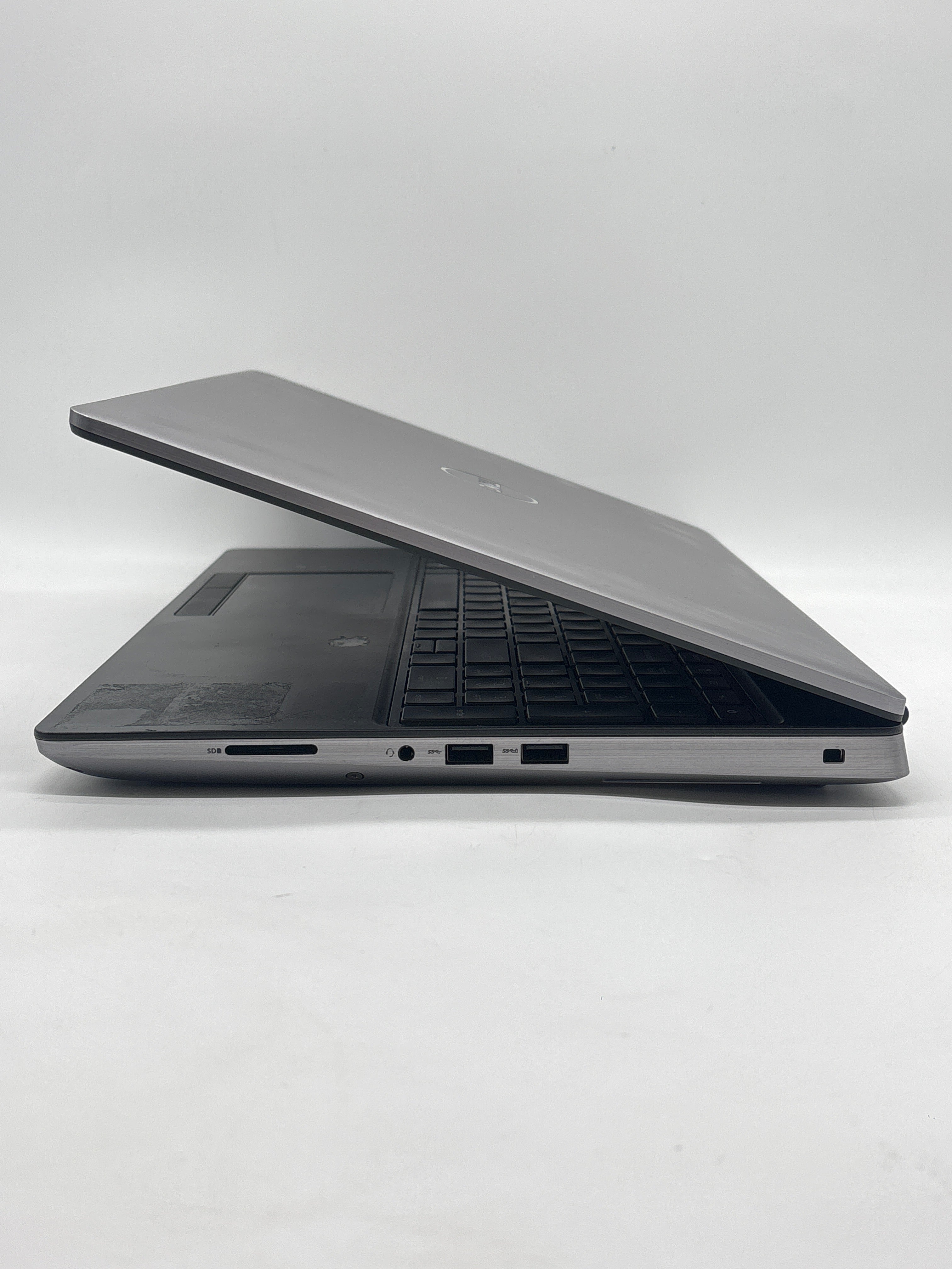 Dell Precision 7560 i7-11850H 32GB RAM 512GB SSD NVIDIA T1200 - Remotely Managed