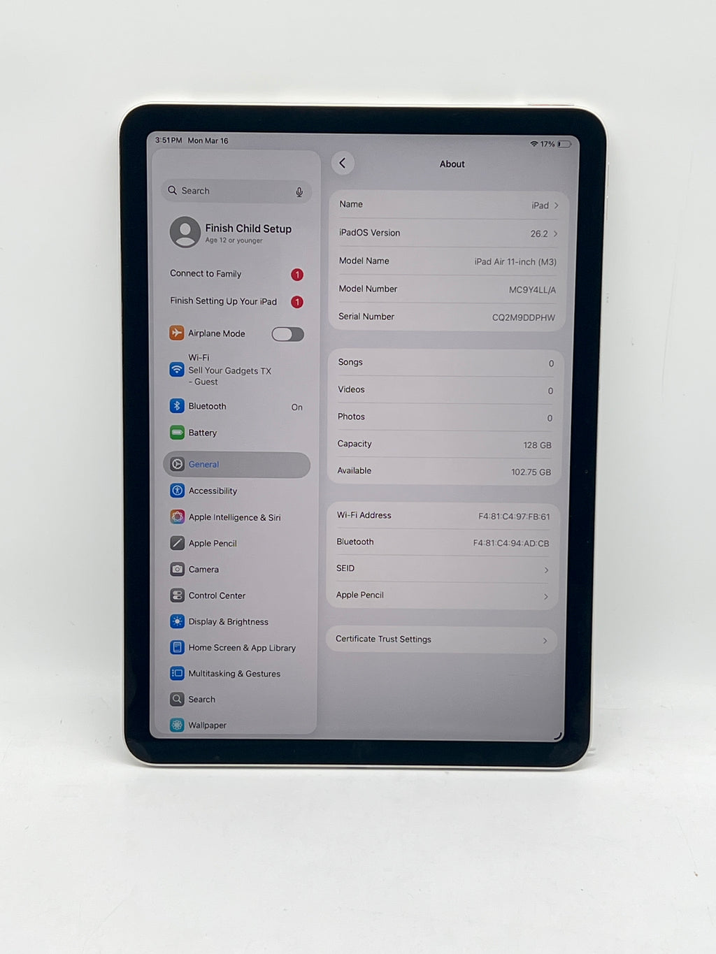 Apple iPad Air 11" M3 Wi Fi With Apple Pencil Pro - Used (Frame dent)