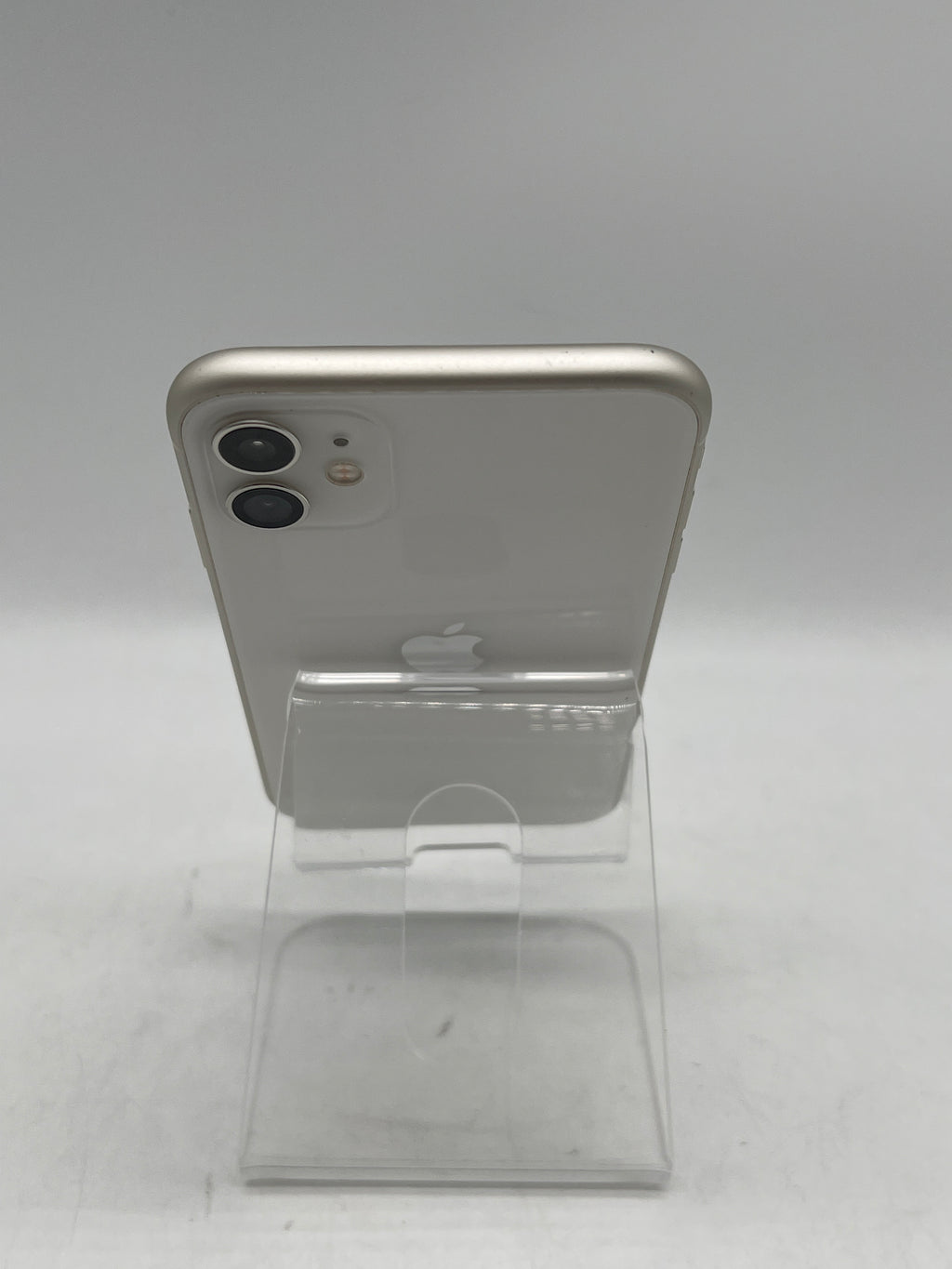 Apple iPhone 11 6.1" 64GB Unlocked - White - Bad Battery