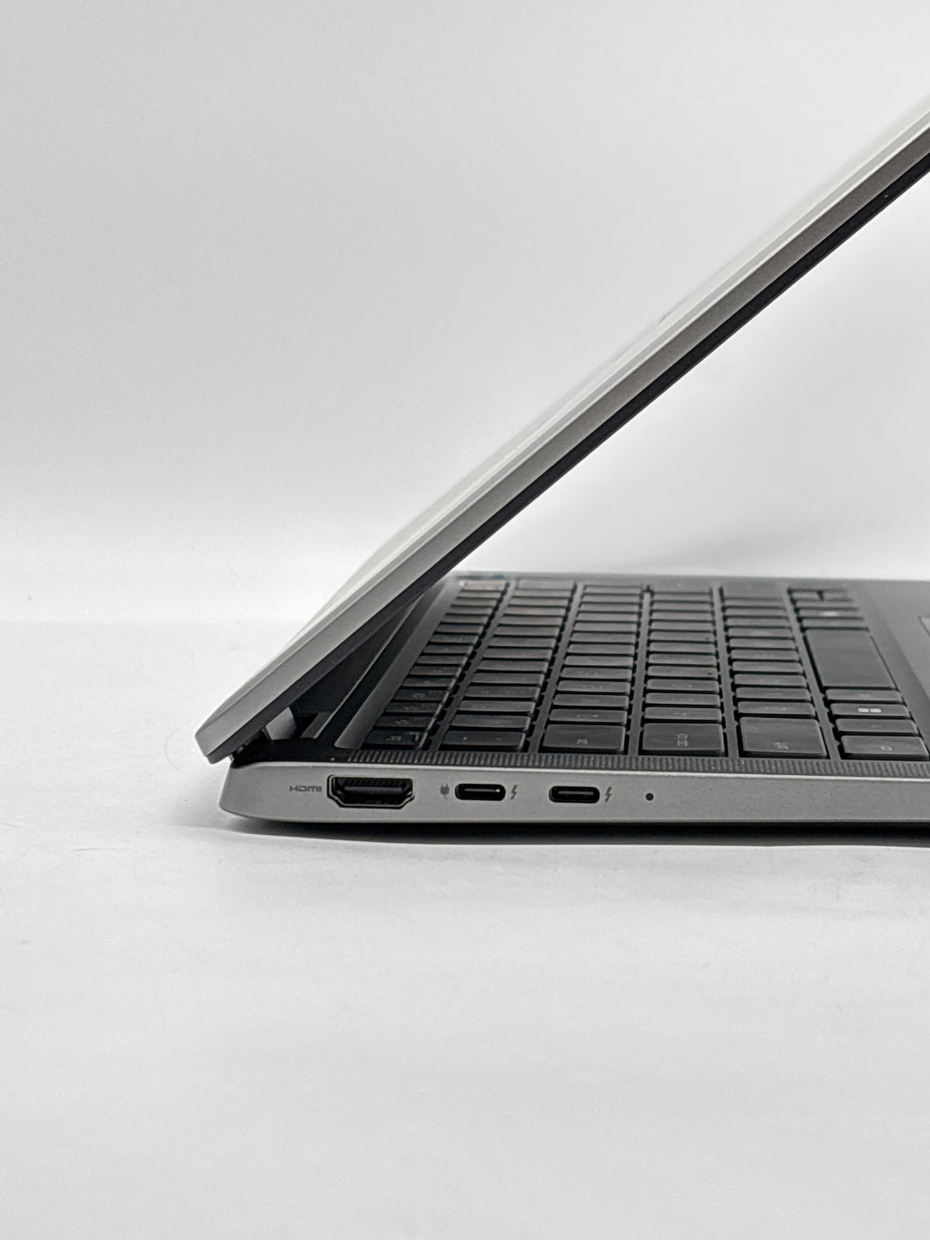 Dell Latitude 7450 14" Ultra 7 165U 32GB RAM 512GB SSD Gray - Used