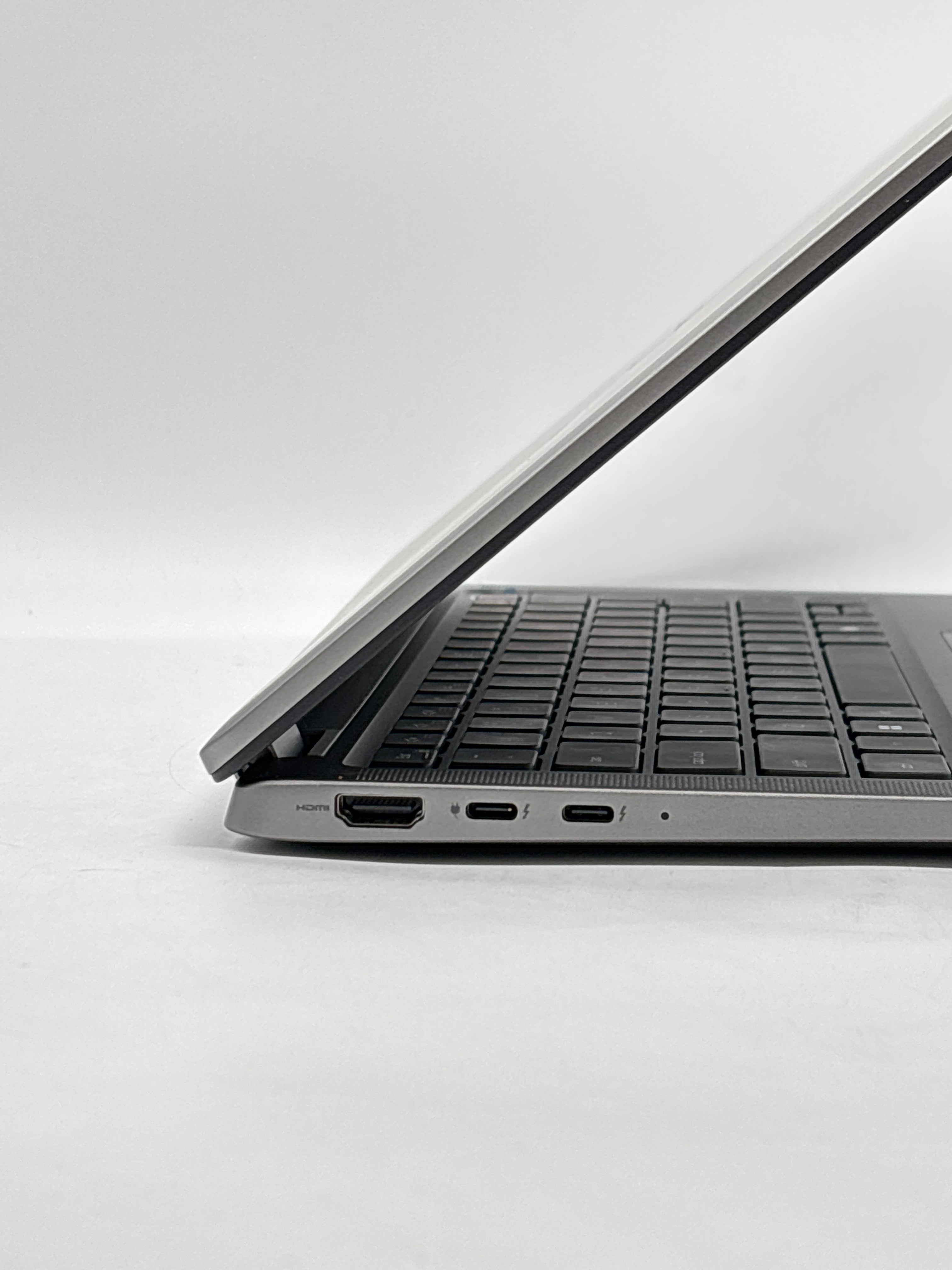 Dell Latitude 7450 14" Ultra 7 165U 32GB RAM 512GB SSD Gray - Used