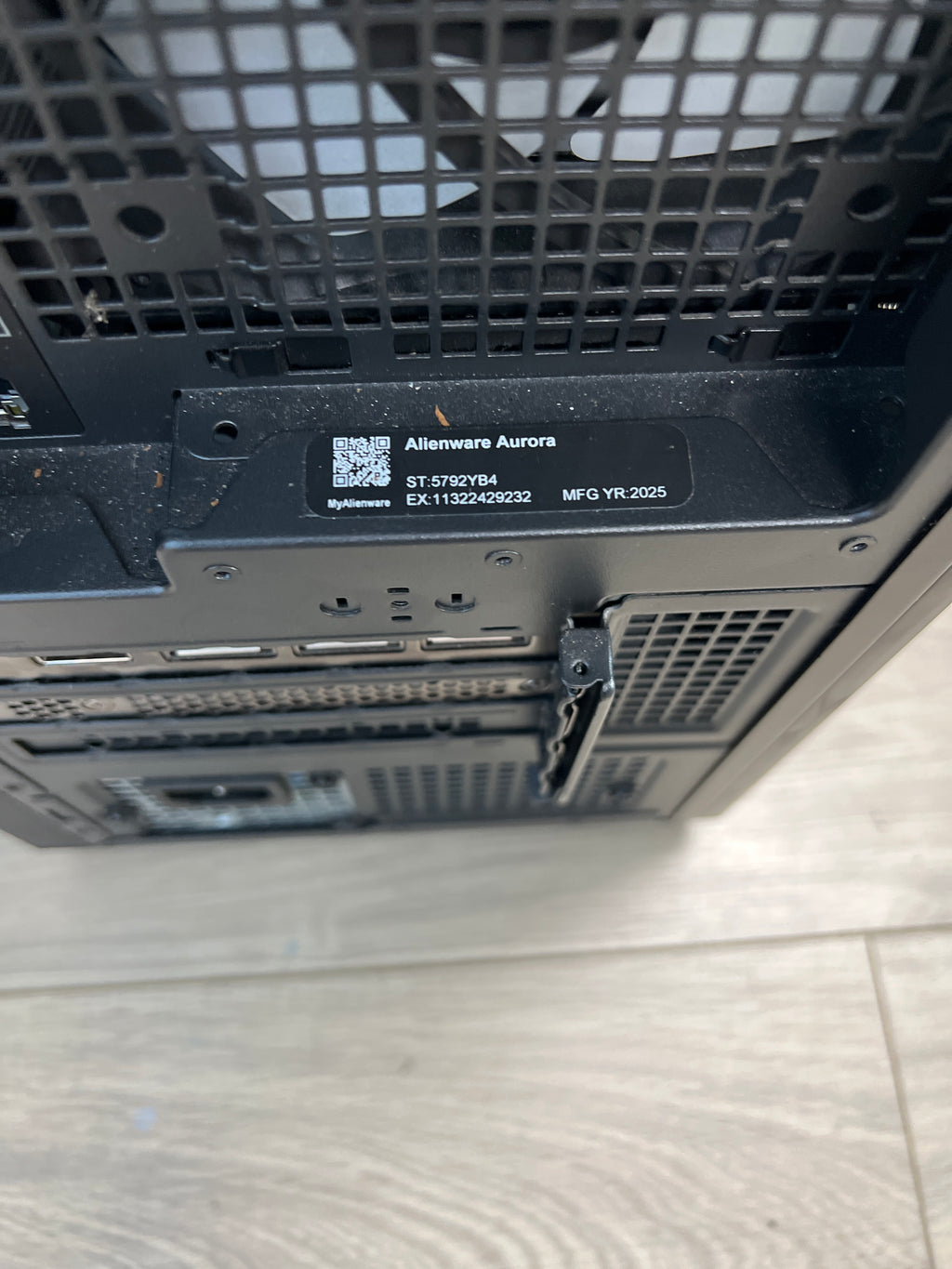 Alienware Aurora Ultra 7 265KF 32GB RAM 1TB SSD RTX 5070 - Used