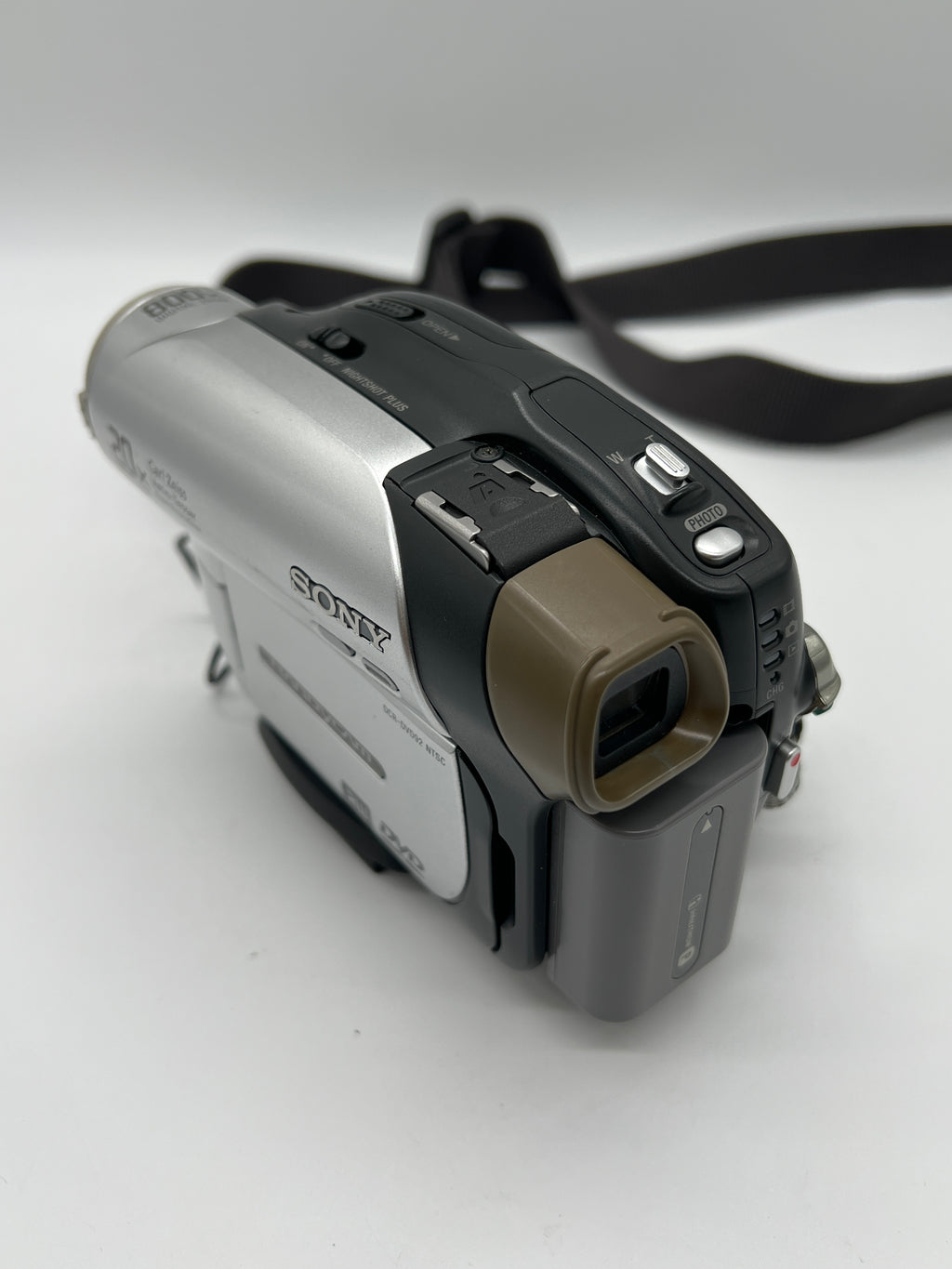 Sony HandyCam DCR-DVD92 Digital Mini DVD Video Camera Camcorder - Bad Battery
