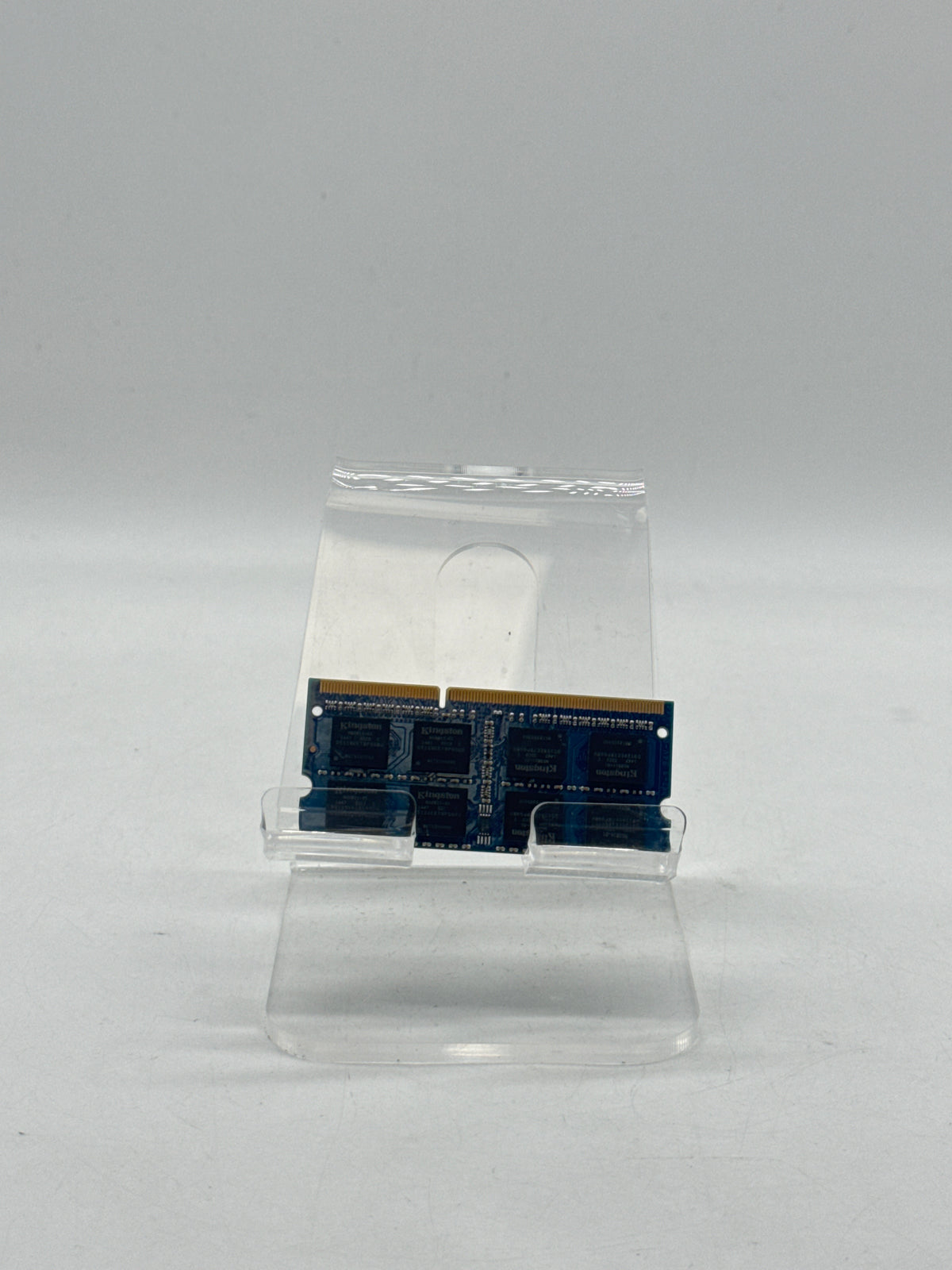 Kingston 8GB 2Rx8 PC3L-12800S DDR3L Laptop RAM Blue - Used