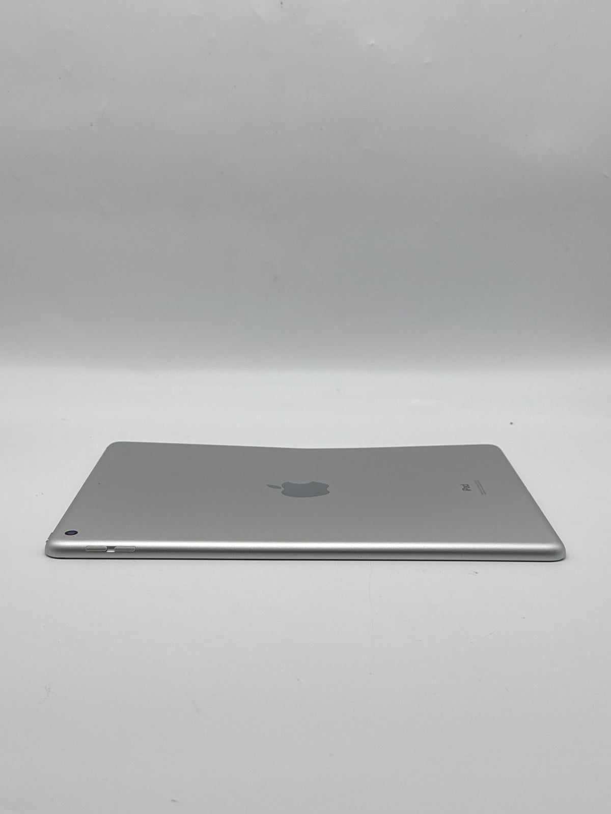 Apple iPad 7th Gen A2197 Wi-Fi 32GB Silver 10.2in - Read