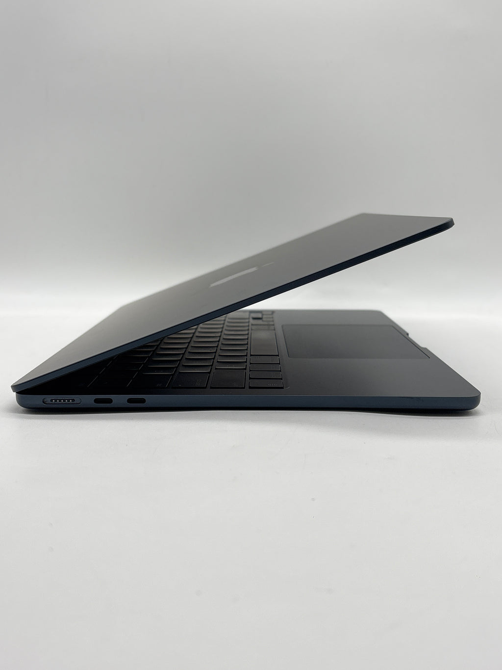 Apple MacBook Air 13" A2681 M2 16GB RAM 256GB SSD