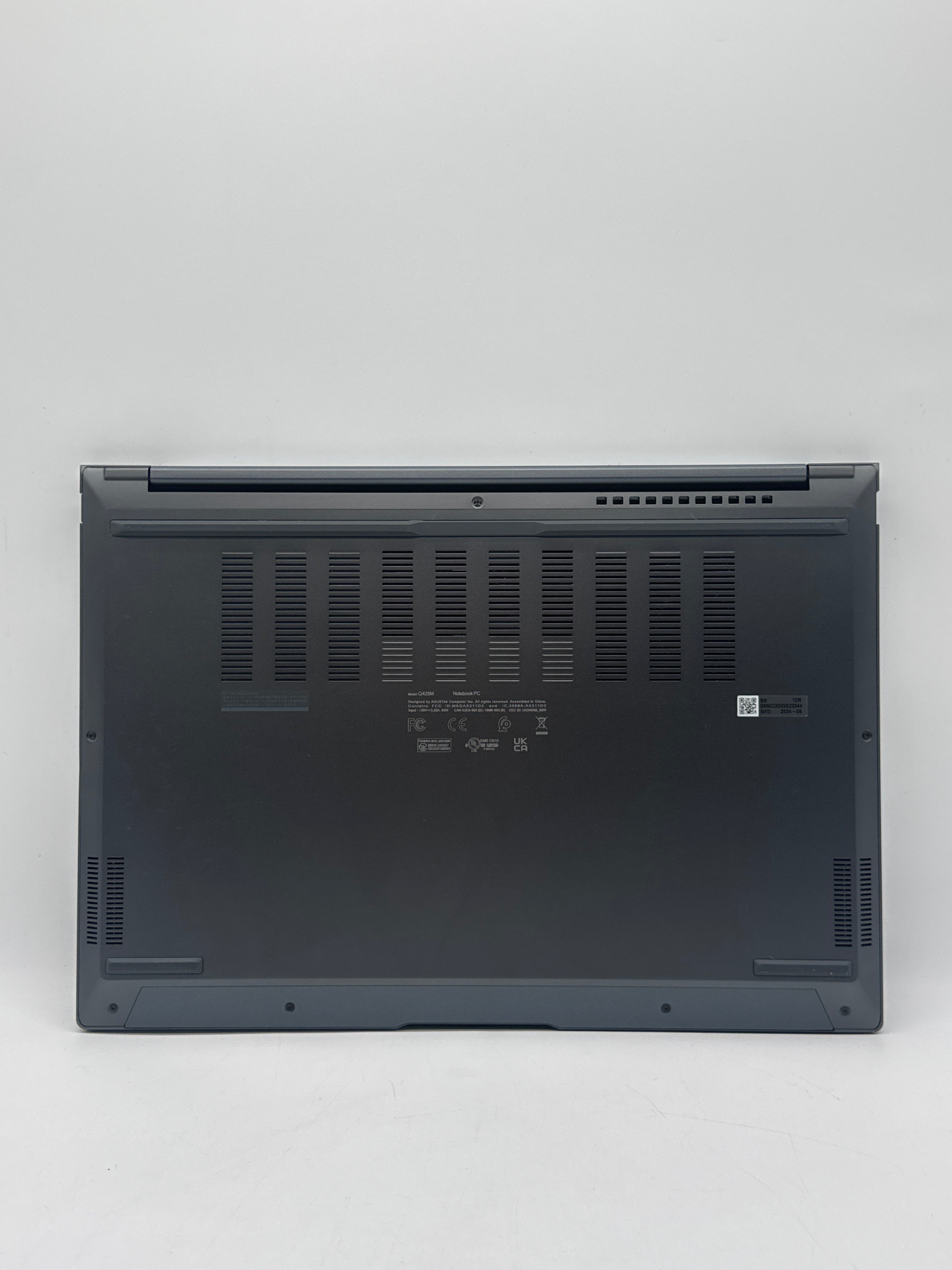 Asus Zenbook 14 Q425M OLED Touch Ultra 7 155H 16GB RAM 1TB SSD - Used