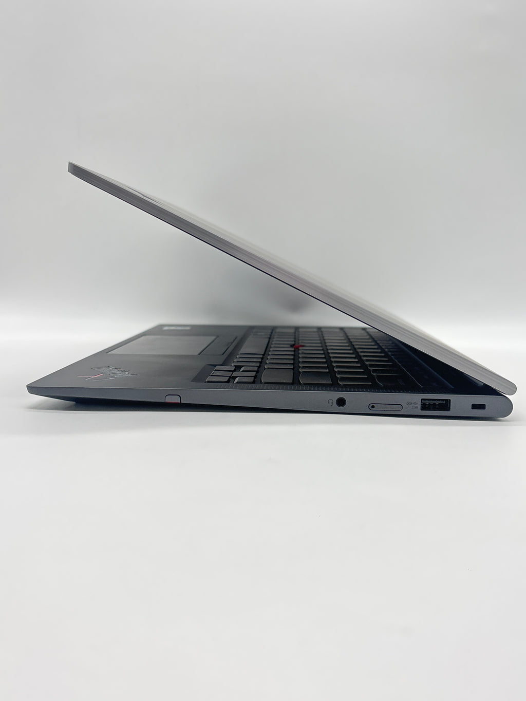 Lenovo ThinkPad X1 Yoga Gen 6 14 i7-1185G7 16GB RAM 512GB SSD - For Parts (Read DESC)