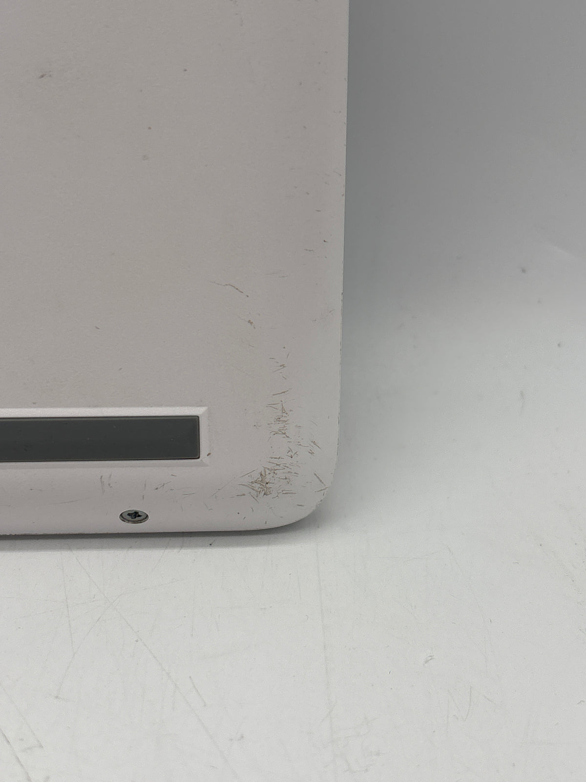 HP 14-dq0052dx 14" Intel Celeron N4120 8GB RAM 64GB SSD White - Used