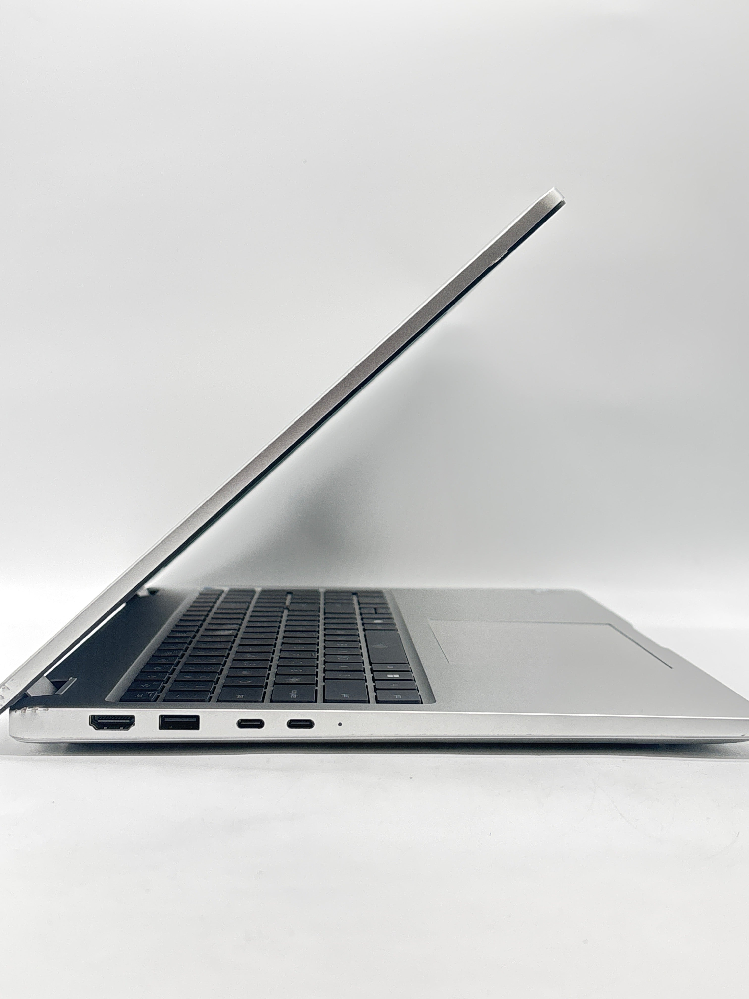 Dell Pro 16 Plus PB16250 Ultra 7 255U 32GB RAM 2TB SSD Silver - Used