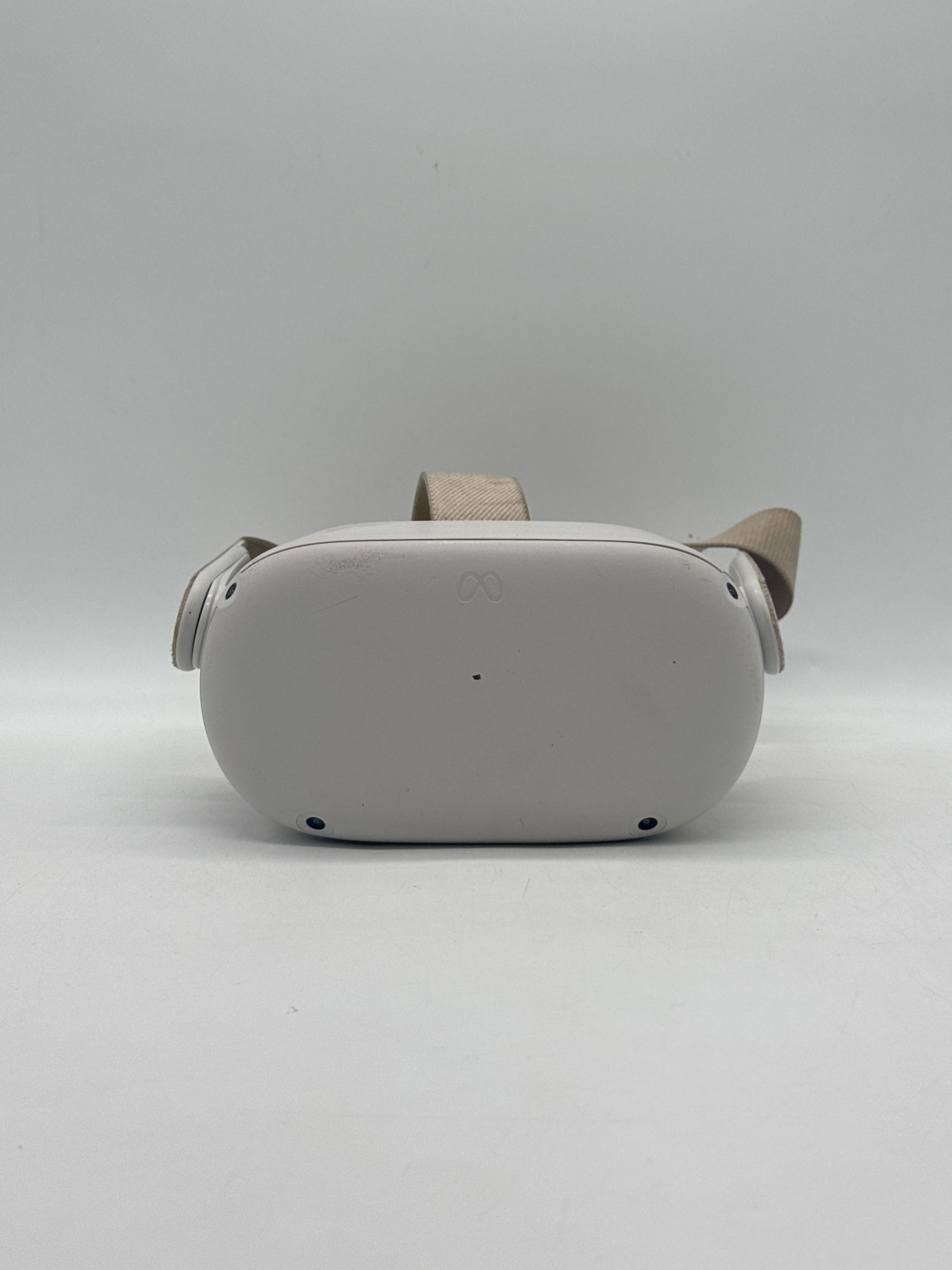 Meta Quest 2 KW49CM Standalone All-in-One VR Headset 64GB White