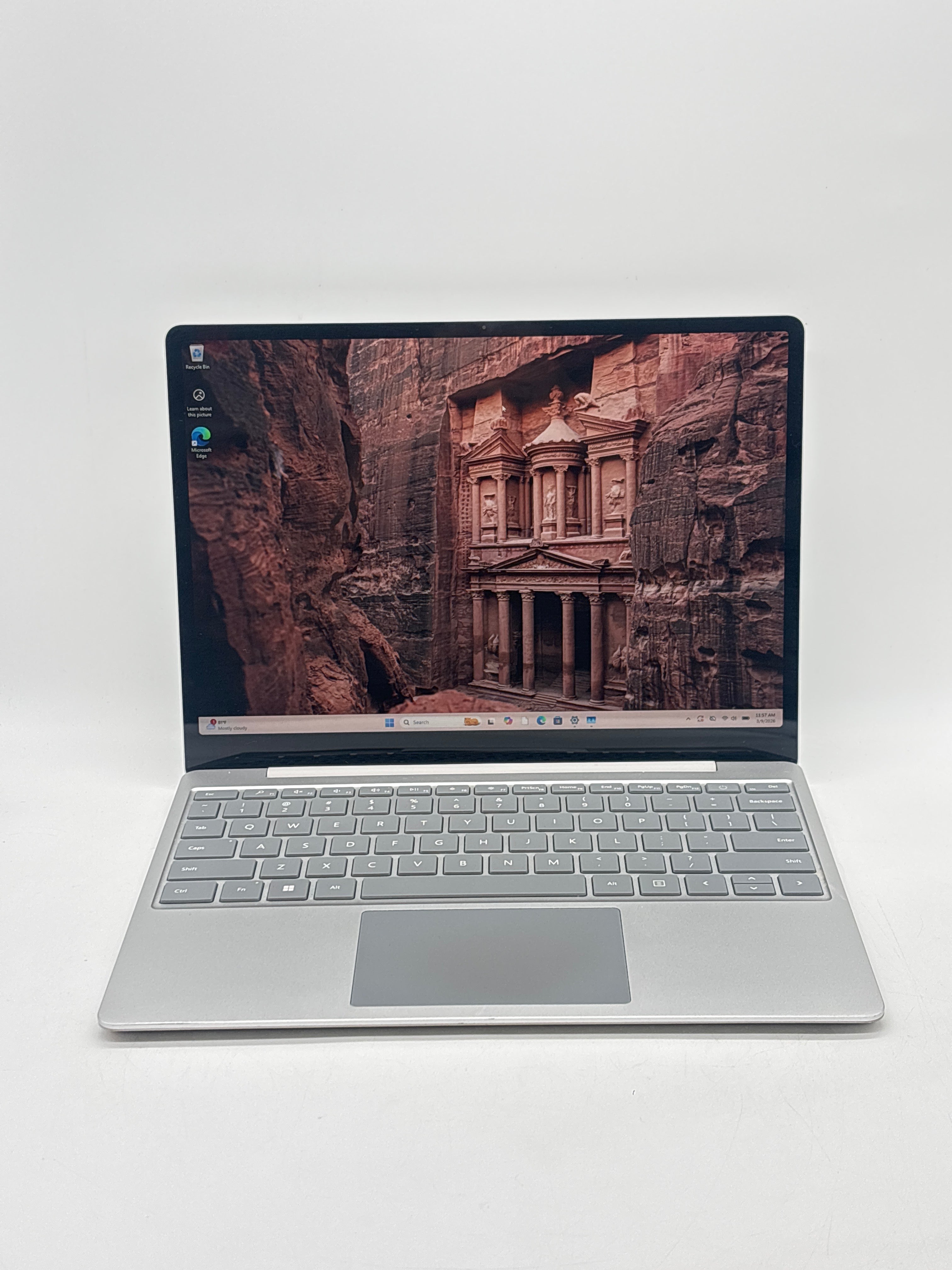Microsoft Surface Laptop Go 3 2013 i5-1235U 8GB RAM 256GB SSD