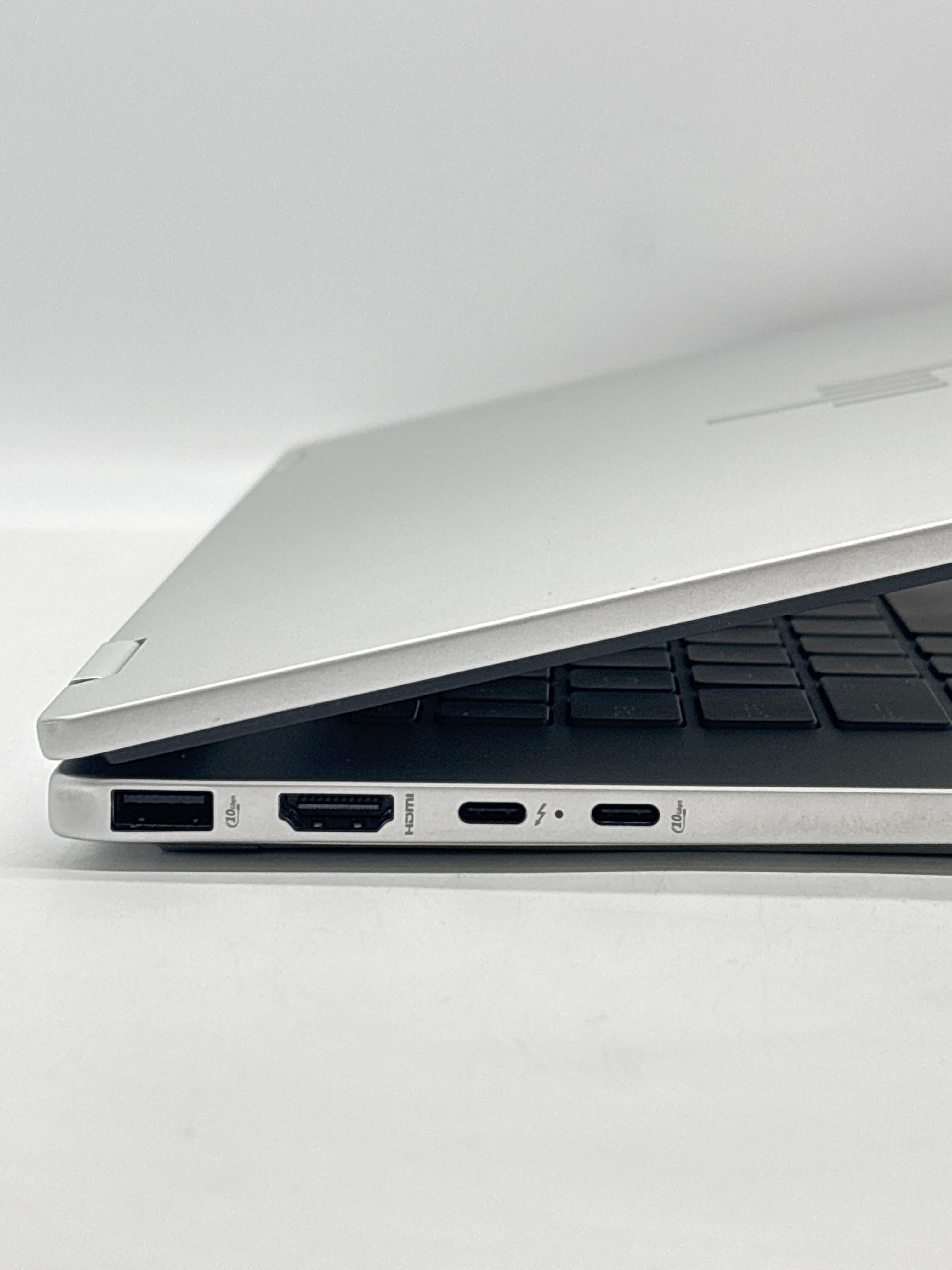 HP OmniBook 7 16-au0001nr Flip Ultra 7 256V 16GB RAM 1TB SSD Silver
