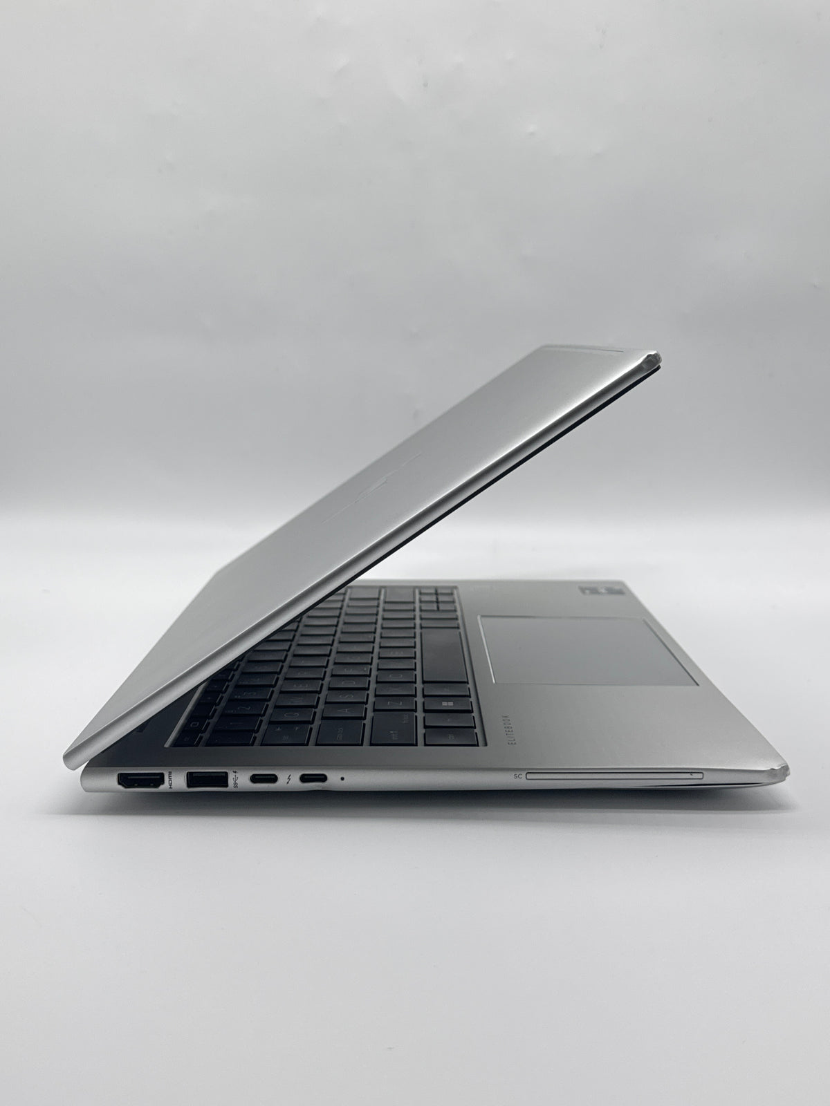 HP EliteBook 840 G10 14" Core i5 1345U 32GB RAM 1TB SSD Silver - Remotely Managed