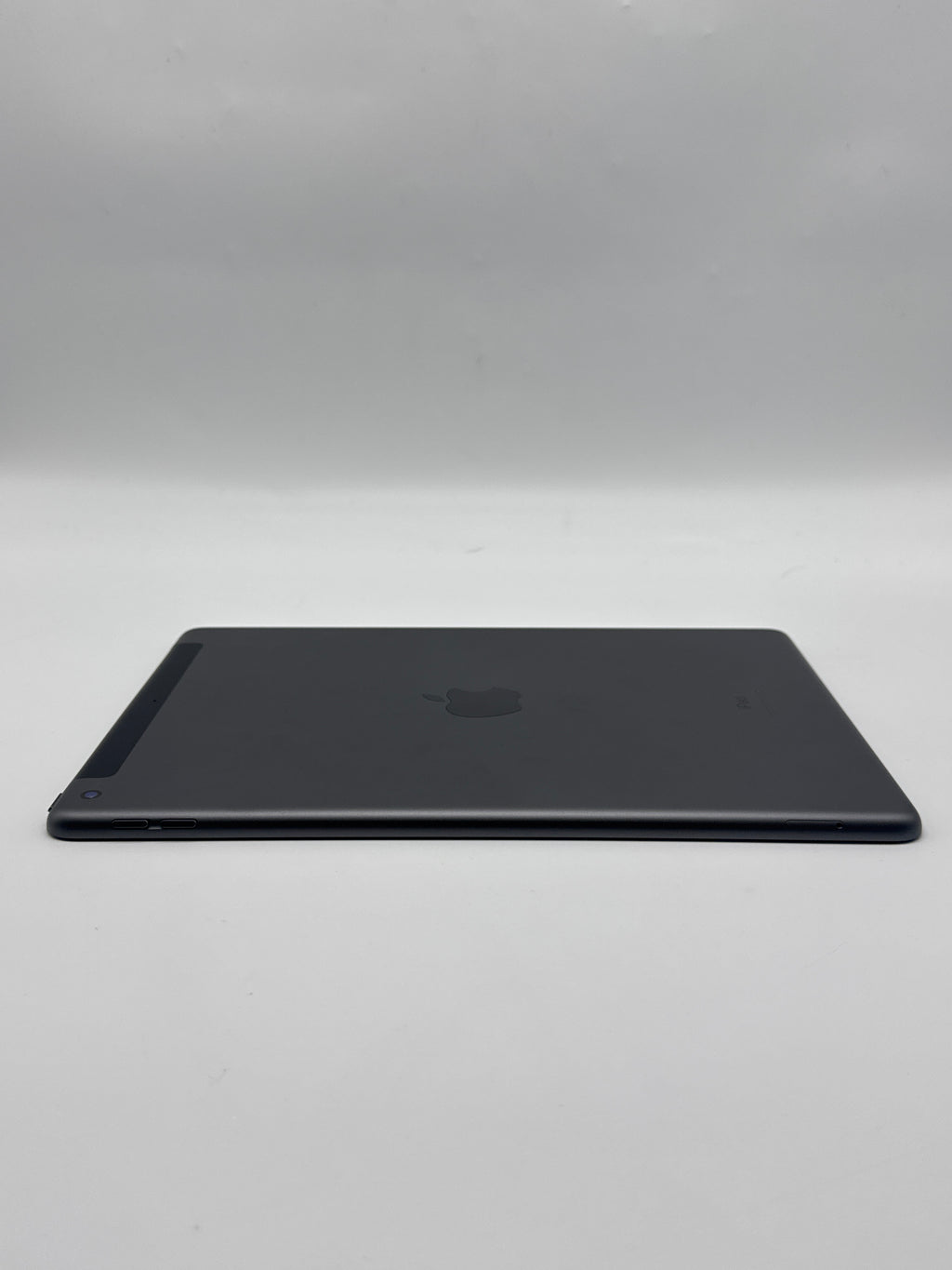 Apple iPad 9th Gen 10.2" 64GB Wi-Fi + Cellular Space Gray Unlocked - Used