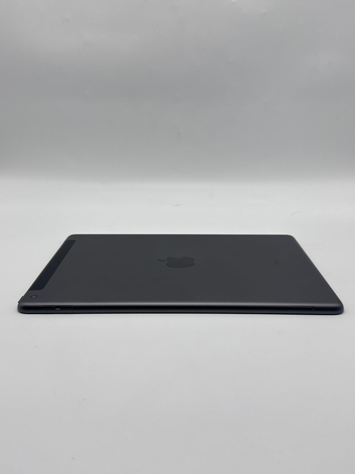 Apple iPad 9th Gen 10.2" 64GB Wi-Fi + Cellular Space Gray Unlocked - Used