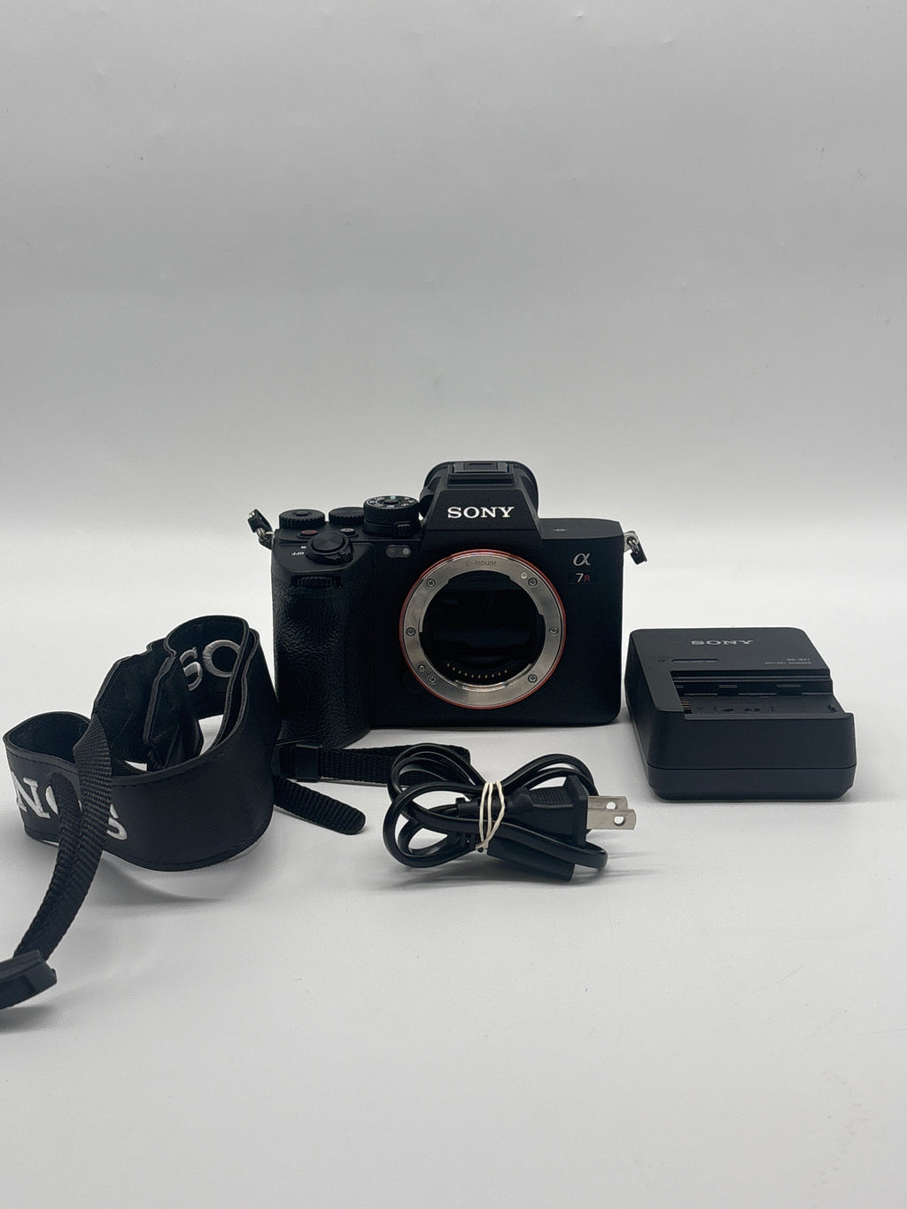 Sony Alpha 7R V ILCE-7RM5 61MP Full-Frame Mirrorless Camera Body - Used
