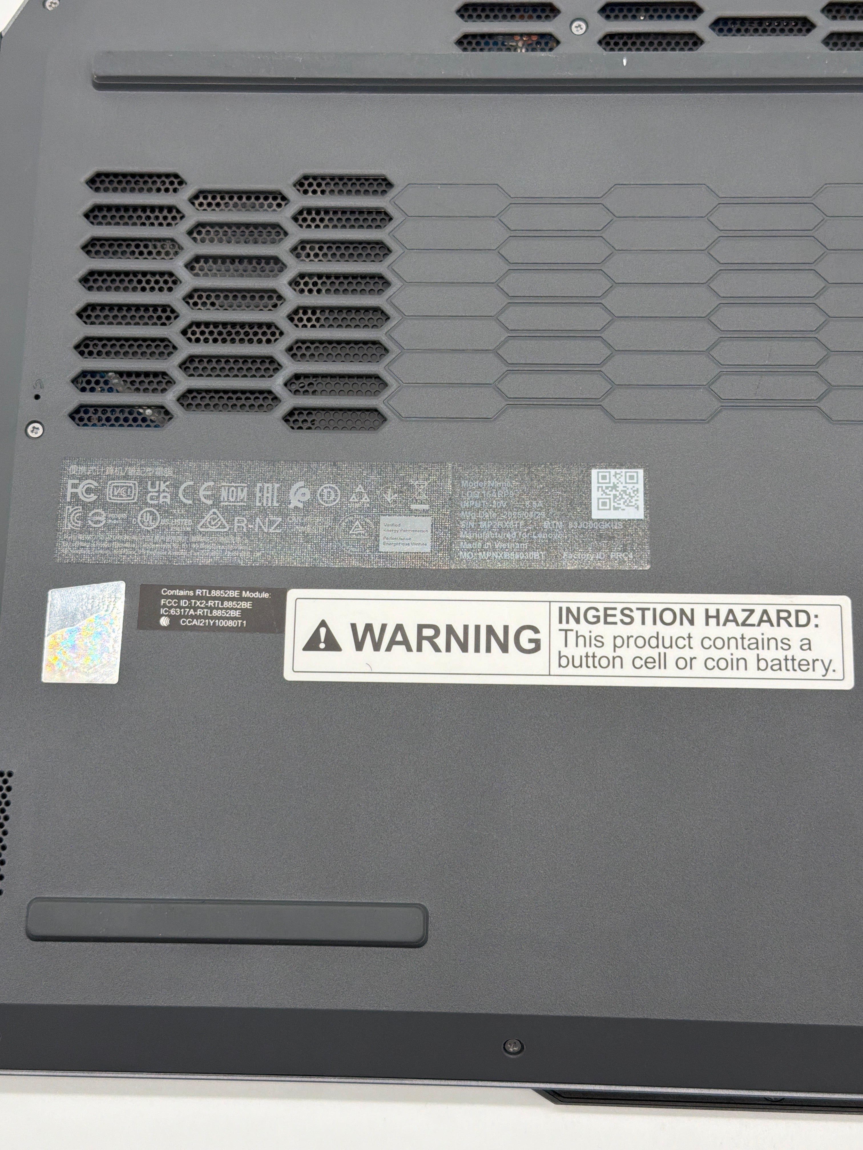 Lenovo LOQ 15ARP9 15.6" Ryzen 5 12GB RAM 512GB SSD RTX 4050 Gray