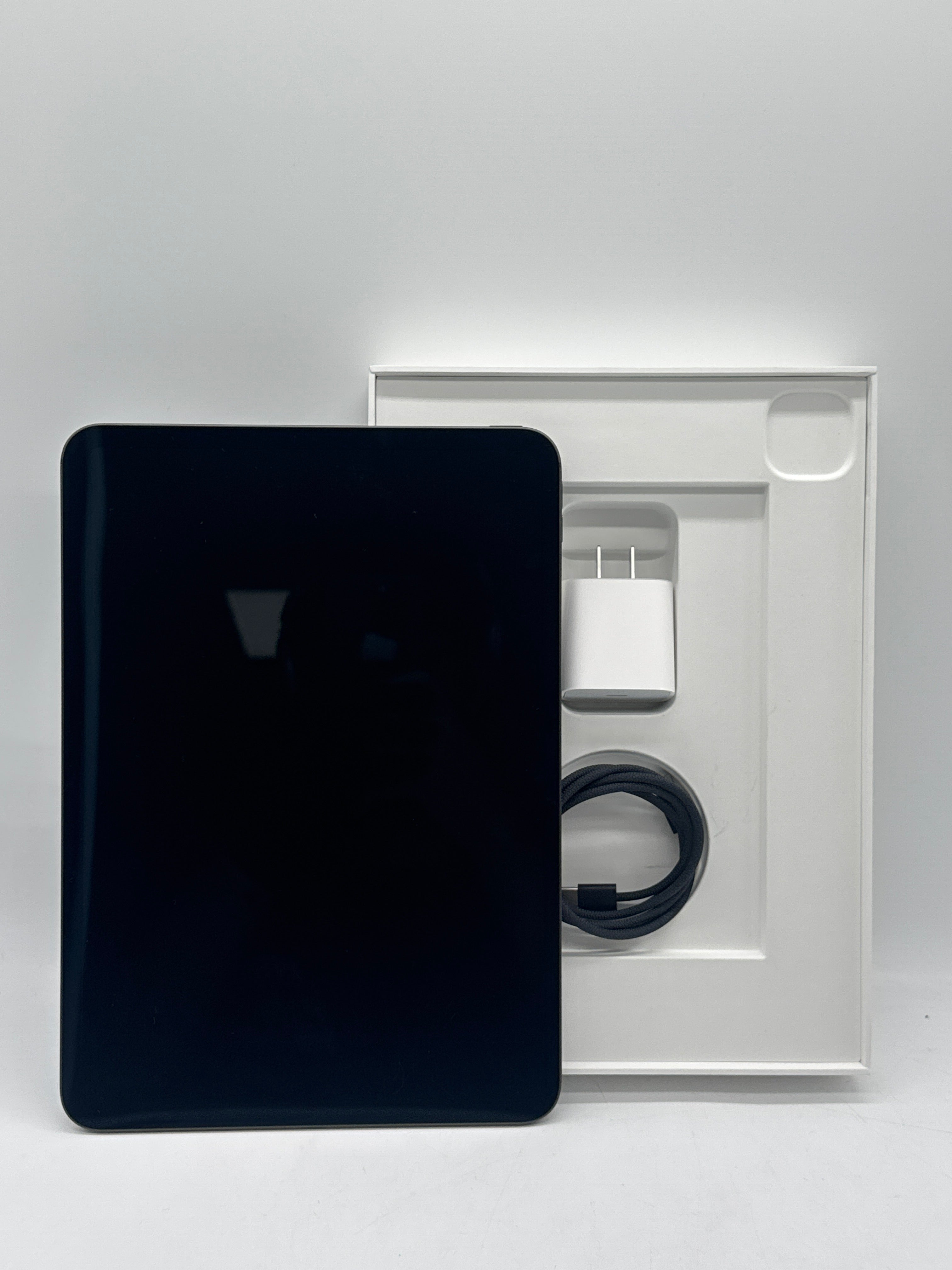 Apple iPad Pro 11" M5 512GB Wi-Fi Only - Used With Box