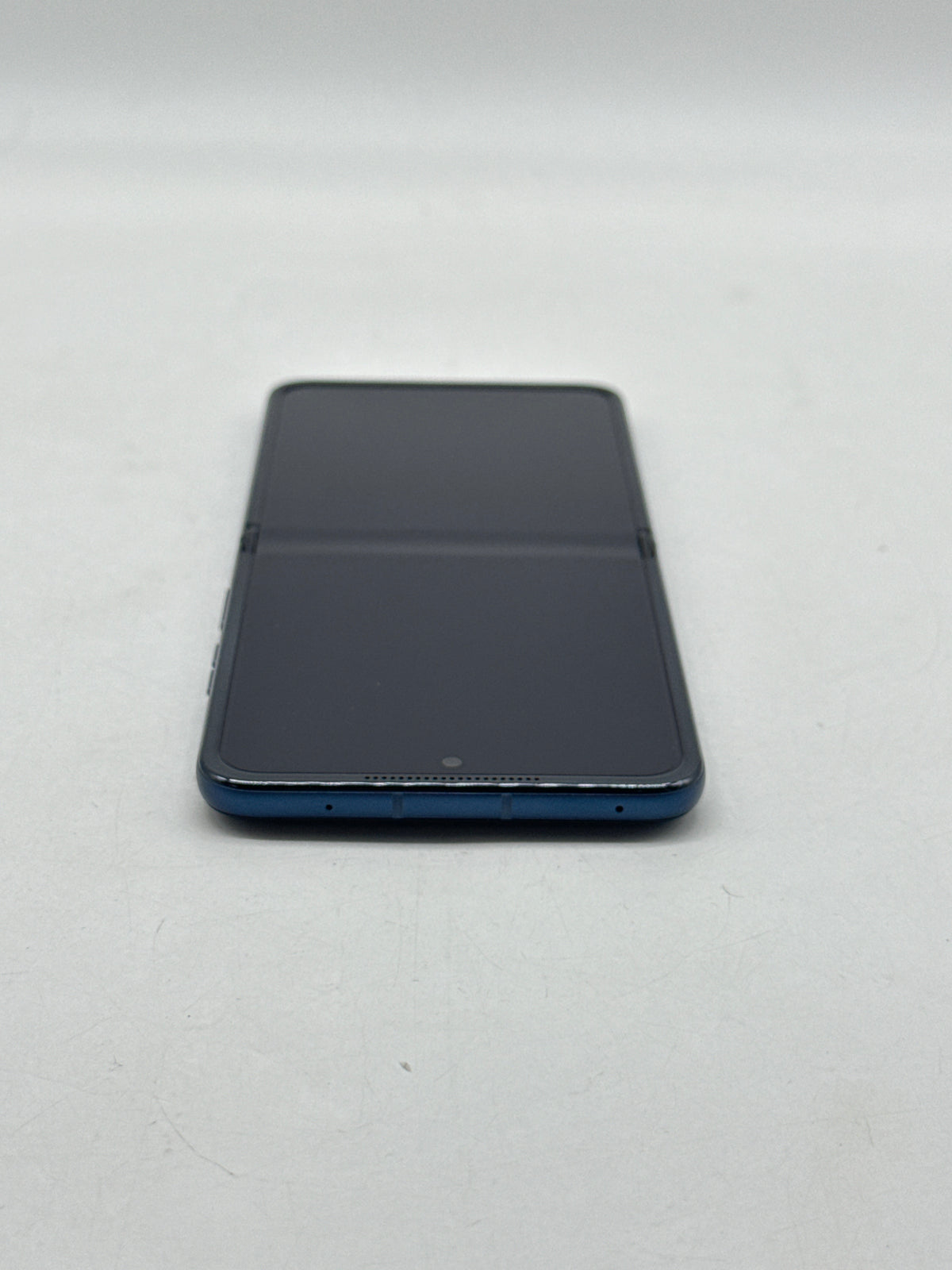Motorola Razr 2025 XT2553-3 6.9" 256GB 8GB RAM T-Mobile Black - For Parts