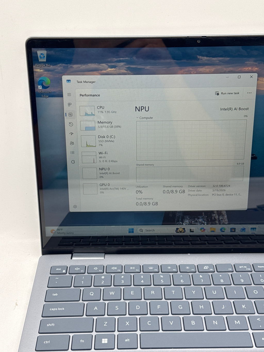 Dell 14 Plus DB04250 Ultra 7 256V 16GB RAM 1TB SSD Light Blue - For Parts